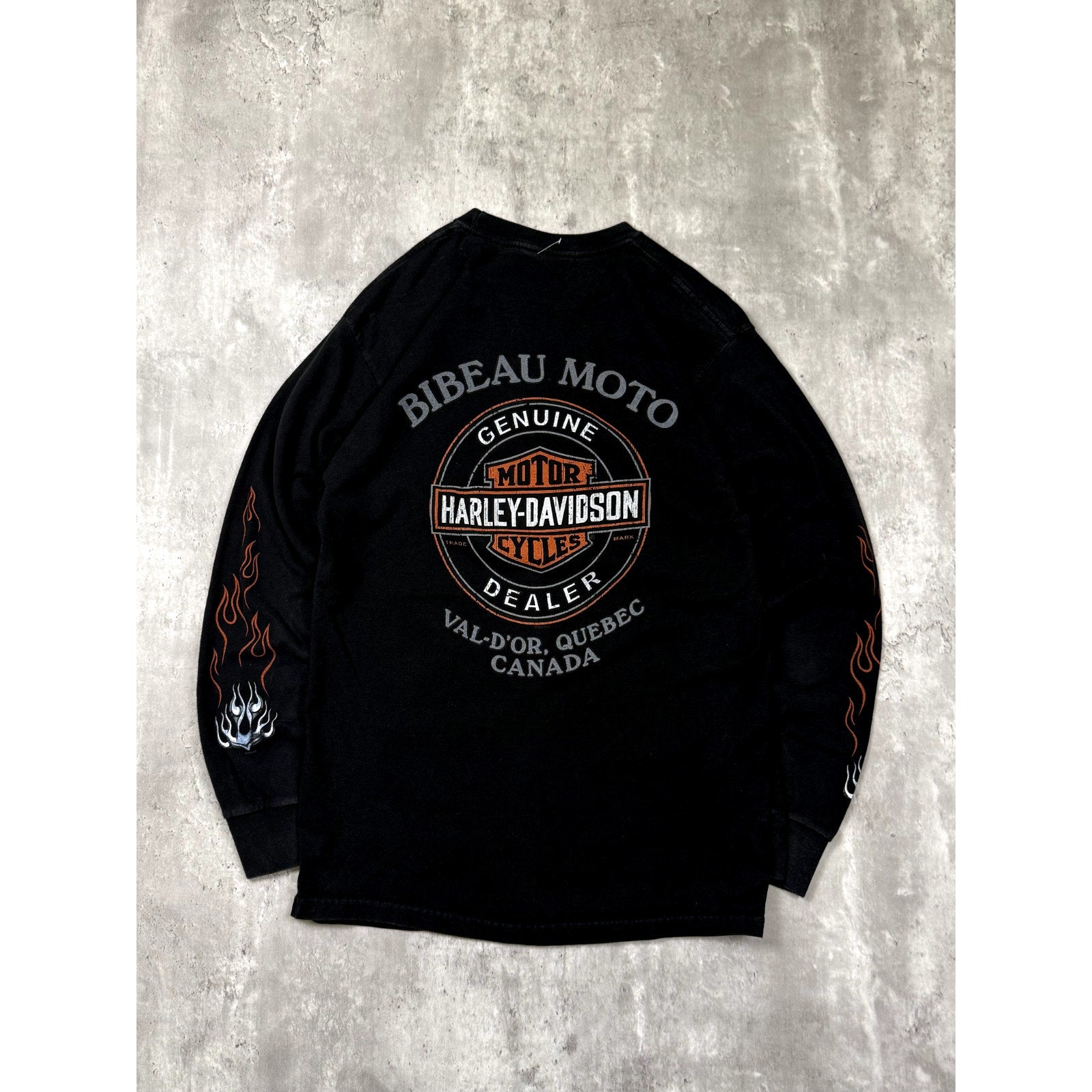 Harley Davidson Flaming Chrome Skull Graphic Long Sleeve T-Shirt Size Medium