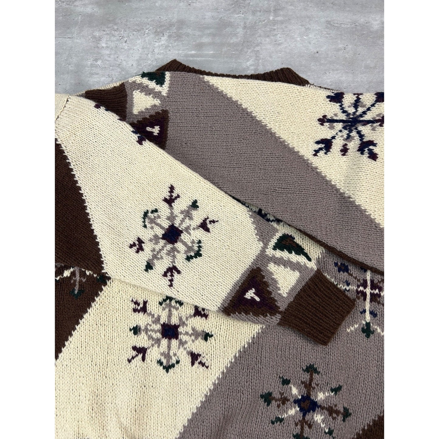 Vintage Trail N Toe Earth Tone Striped Snowflake Print Knit Sweater Size Large