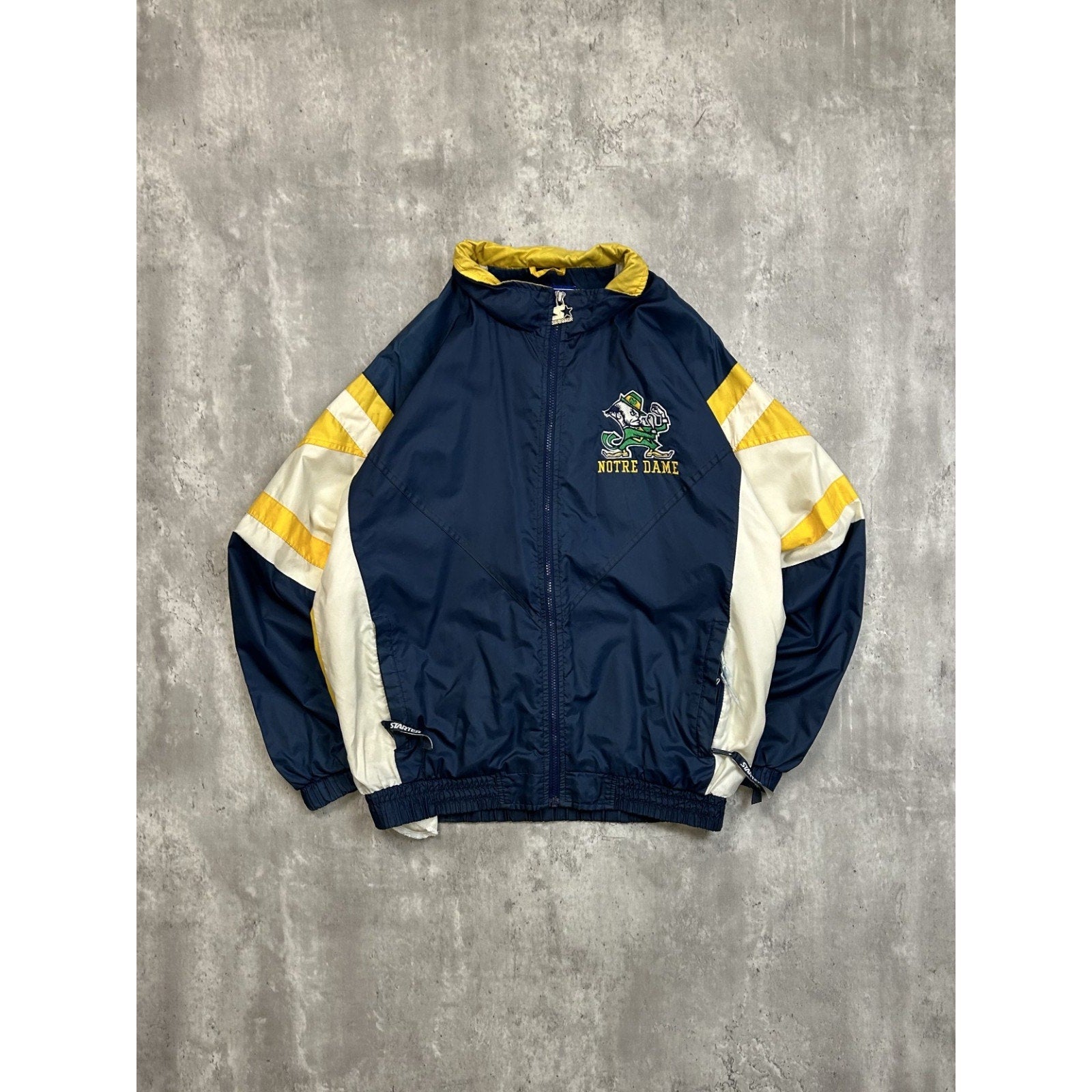 Vintage 90s Notre Dame Fighting Irish NCAA Starter Windbreaker Jacket Sz Medium