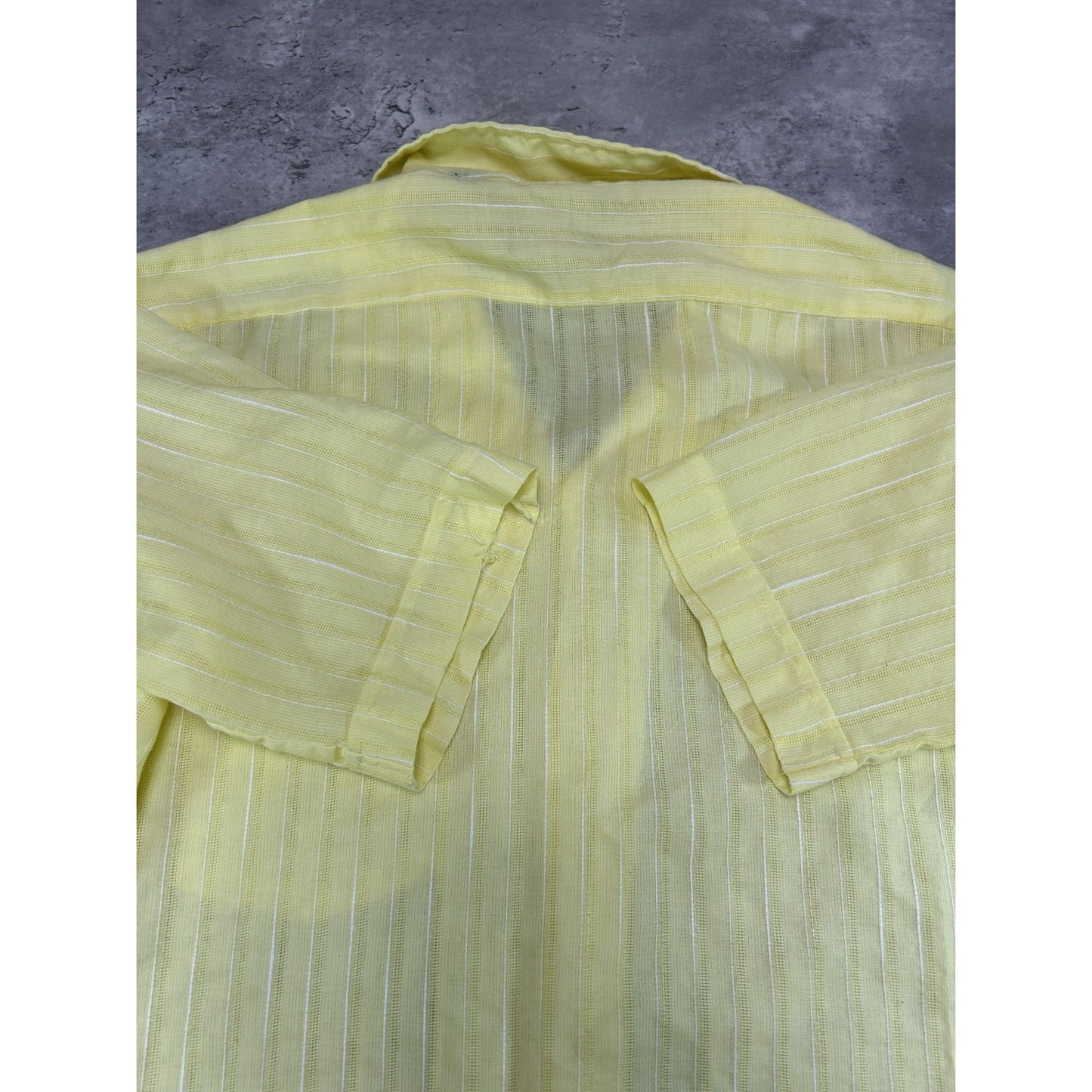 Vintage 80s/90s Arrow Striped Lightweight Single Pocket Button Up Shirt Sz Med