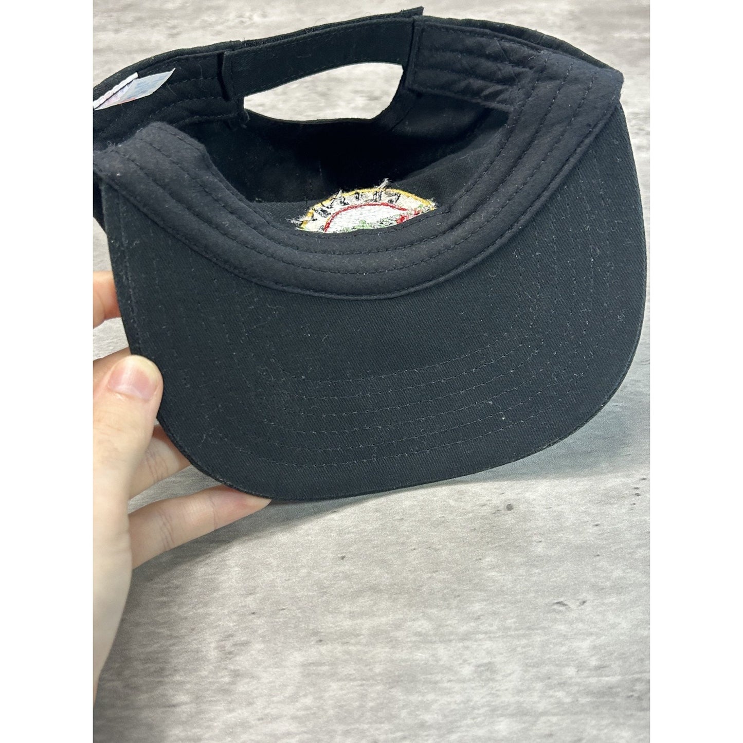 Vintage Guns And Roses Embroidered Logo Rock Music Strapback Hat OSFA