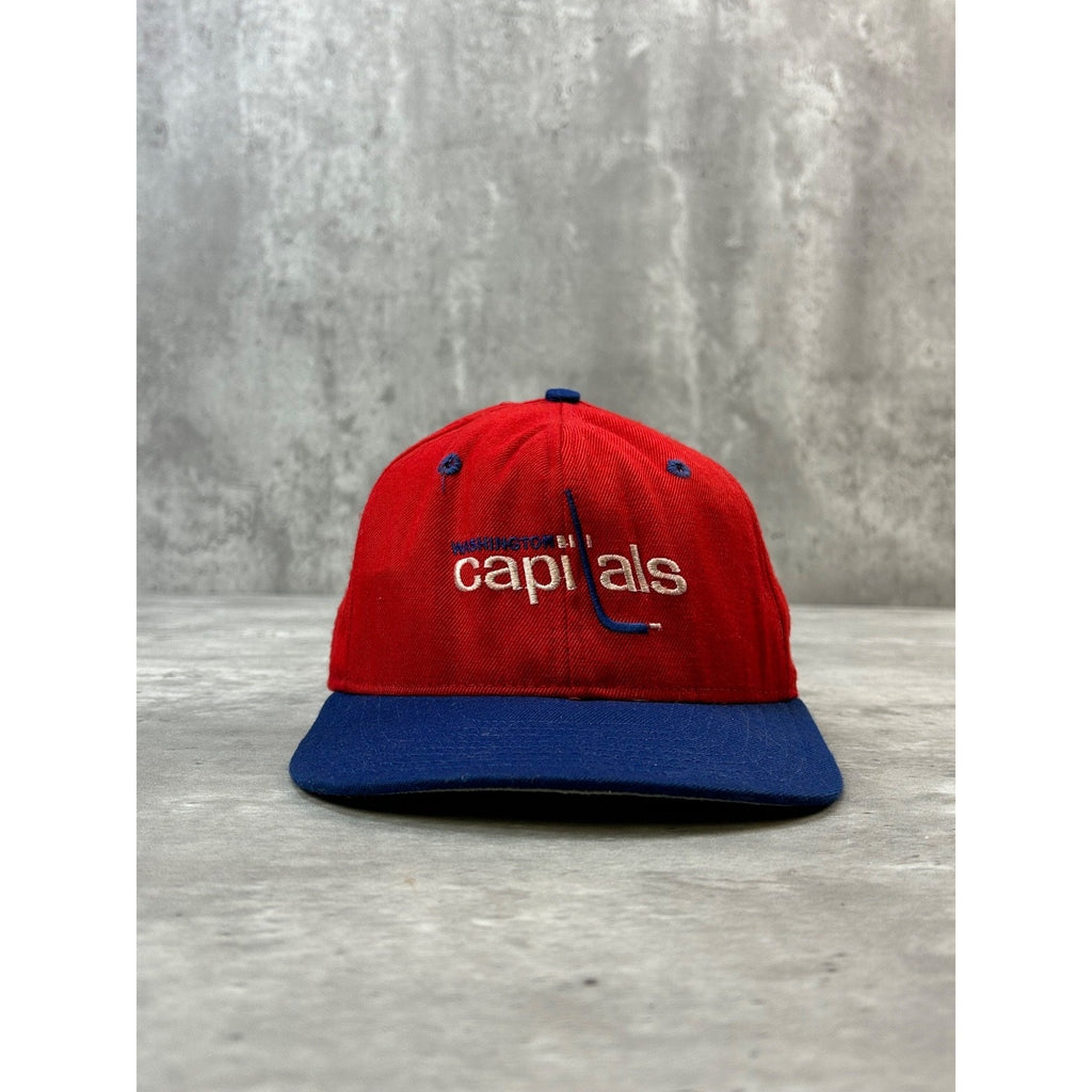 Vintage 90s Washington Capitals NHL Embroidered Spellout Snapback Hat OSFA