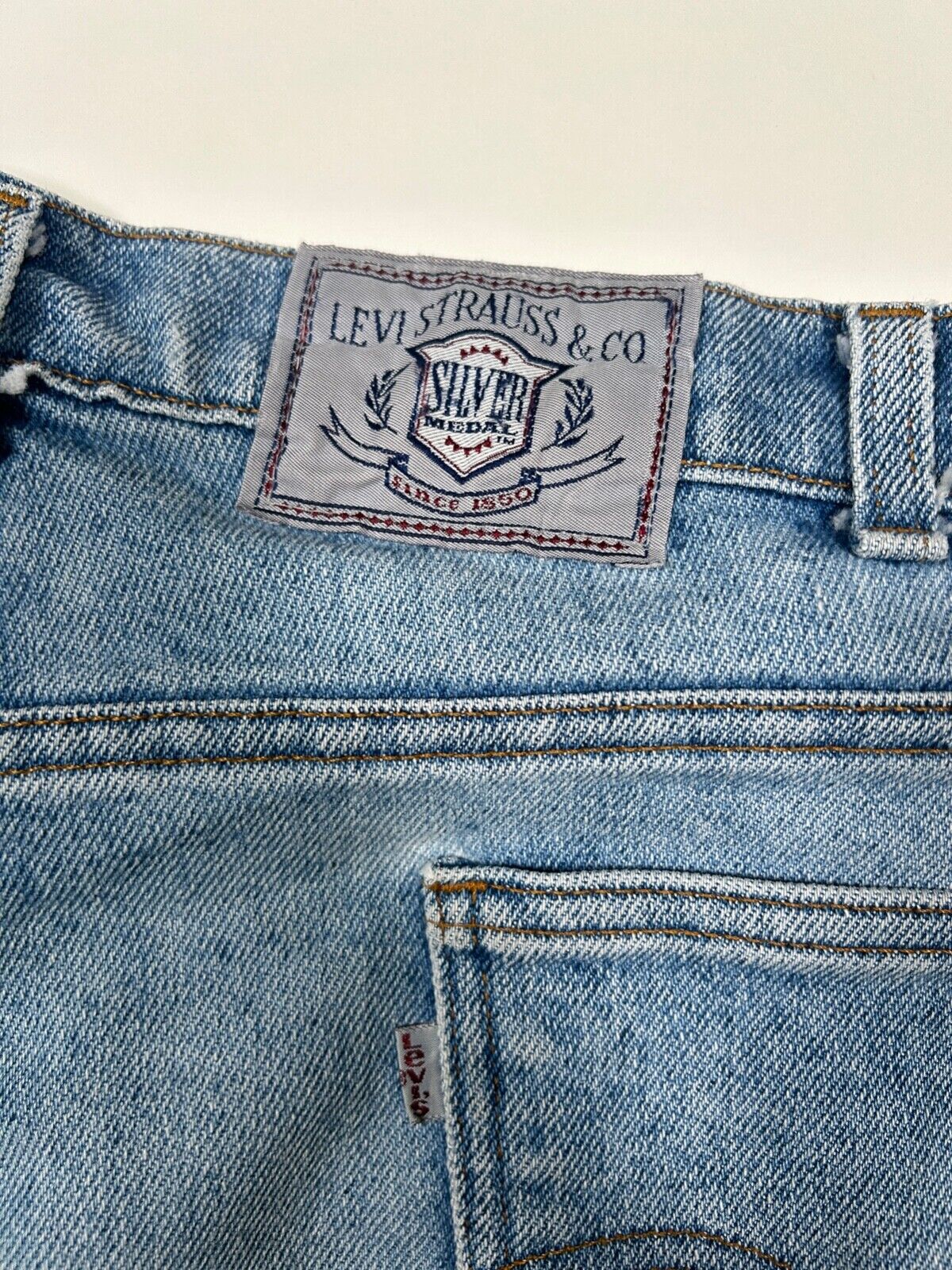 Vintage Levis Silver Medal Light Wash Denim Jeans Pants Size 42W Made in USA