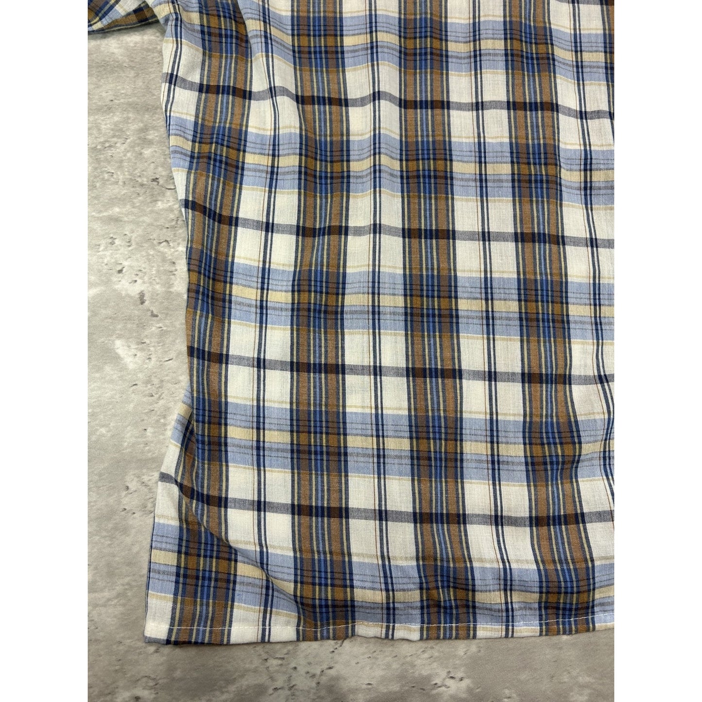 Vintage 1970s/80s JCPenny Plaid Print Reworked Cropped Button Up Shirt Sz Medium