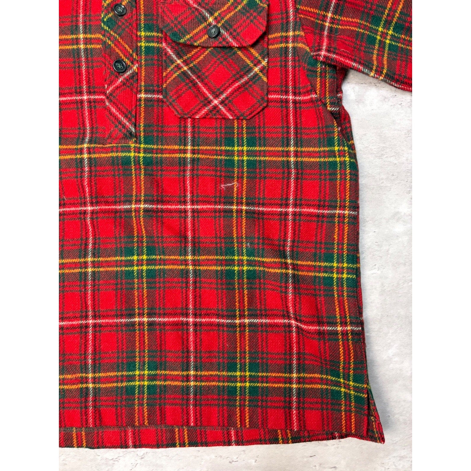 1960s L.L. Bean Red Plaid Print Long Sleeve 1/4 Button Up Shirt Size Medium