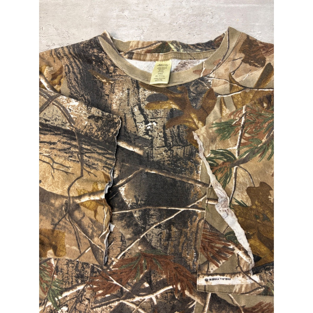 Vintage Liberty Realtree AP Hunting Camo T-Shirt Size Large