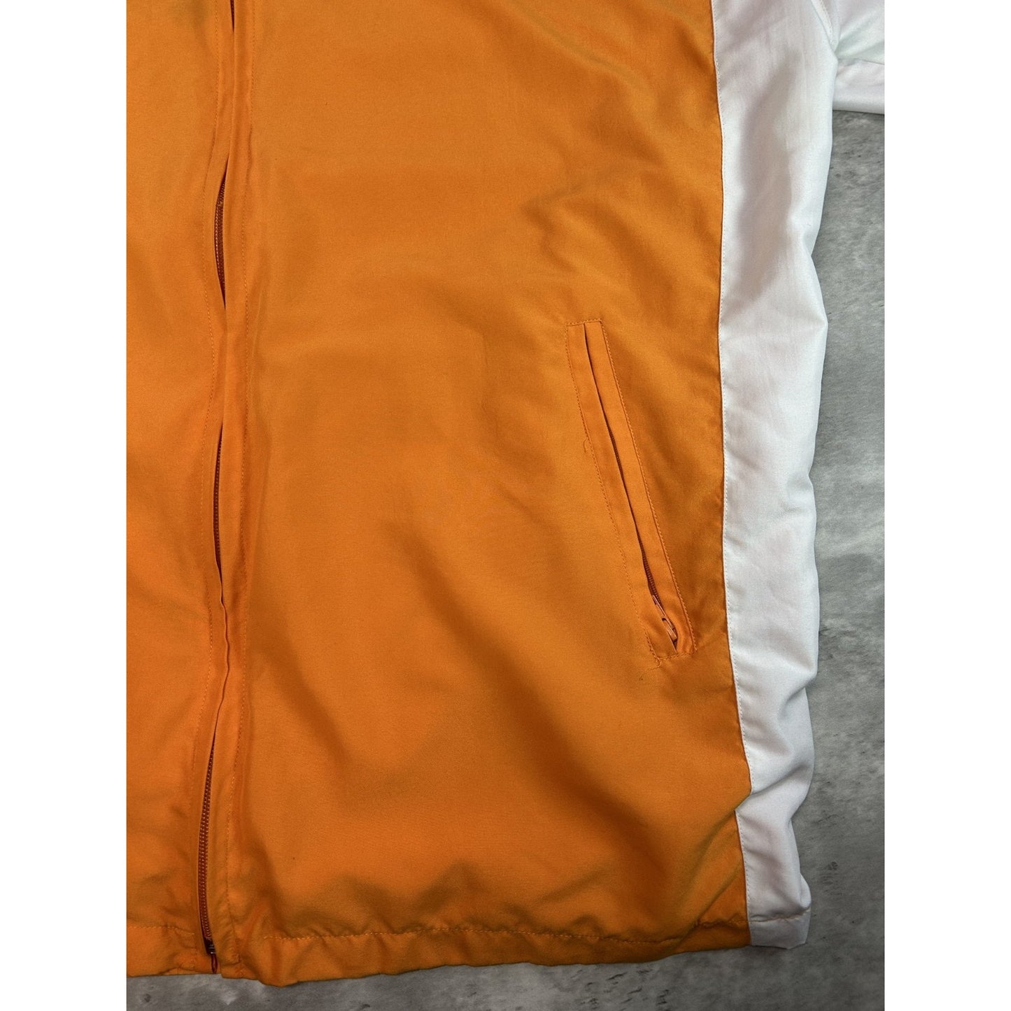 Tennessee Volunteers NCAA Embroidered Logo Windbreaker Jacket Size Large
