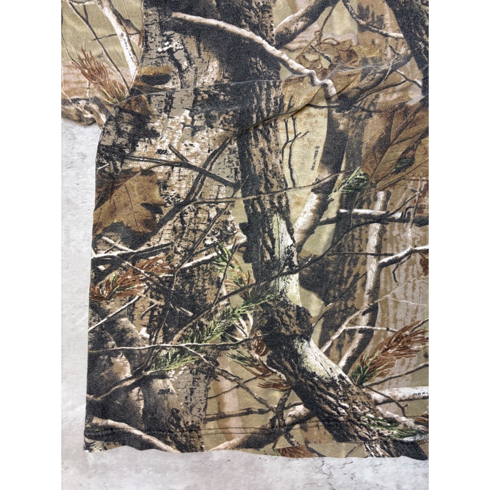 Duck Commander Realtree AP Tree Camo Hunting T-Shirt Size XL