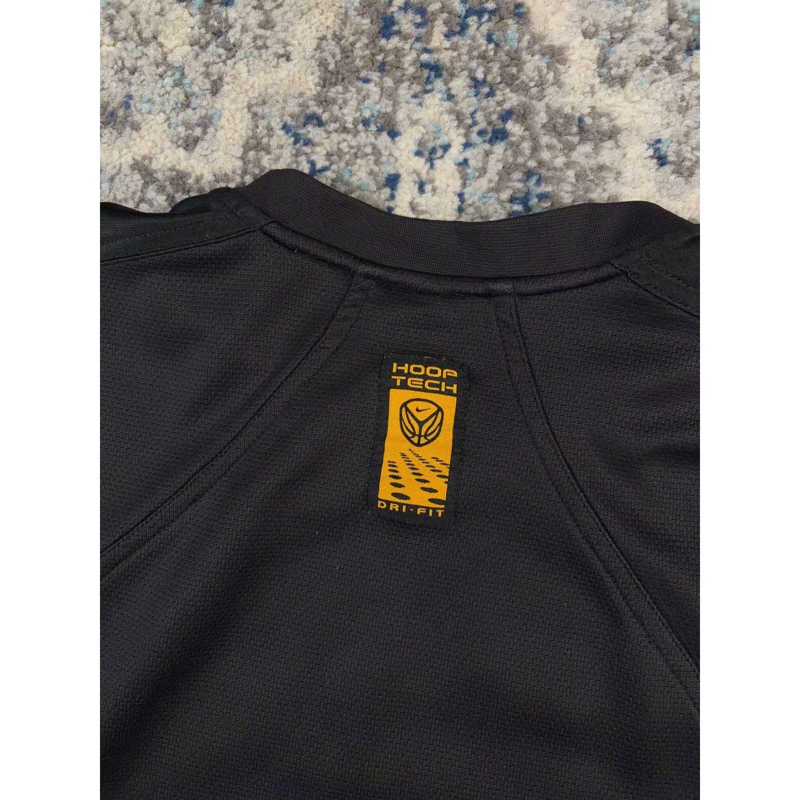Vintage Nike Dri Fit Embroidered Middle Swoosh Basketball Jersey Size Medium