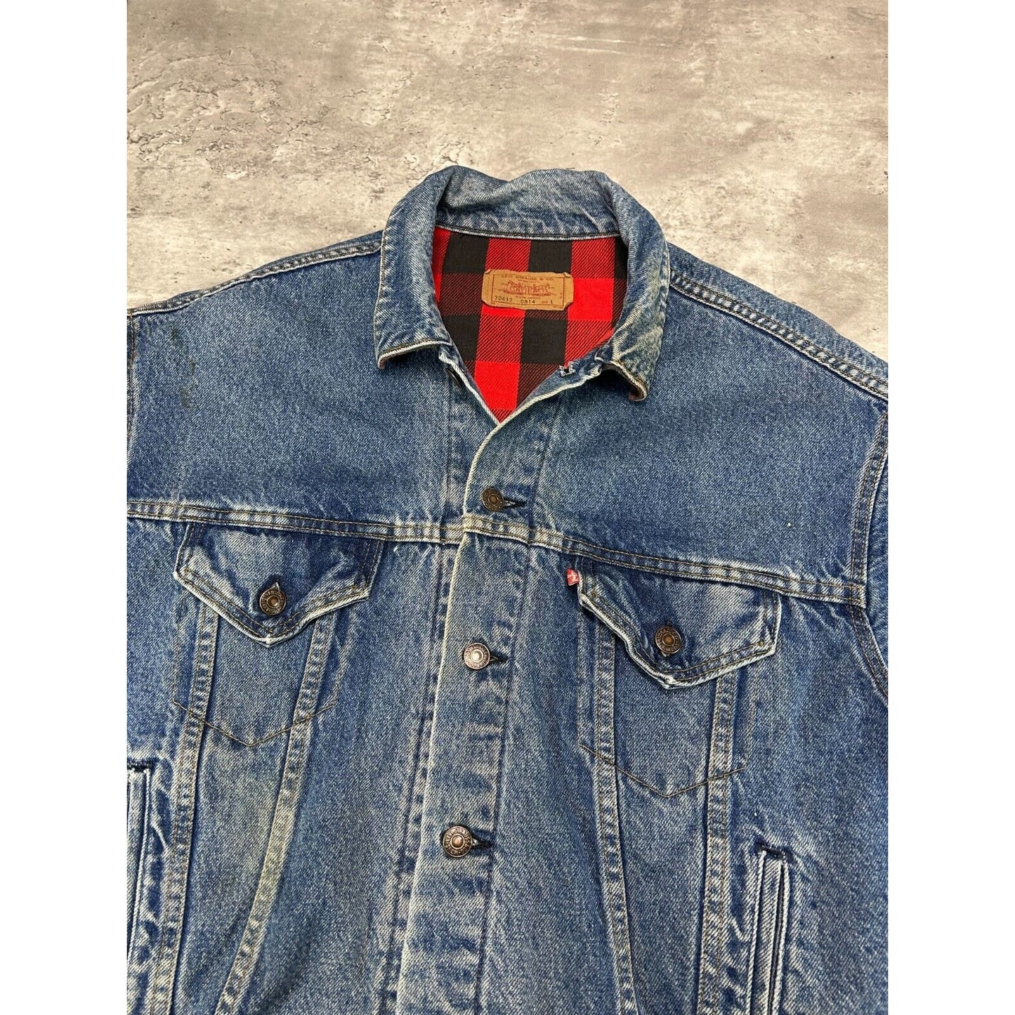 Vintage Levis Plaid Lined Red Tab Medium Wash Denim Trucker Jacket Size Large