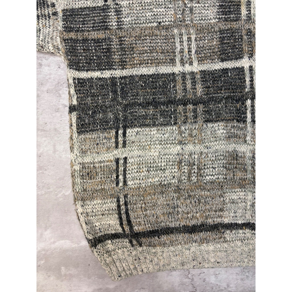 Vintage 90s Gant Plaid Print Pattern Pullover Knit Sweater Size Large