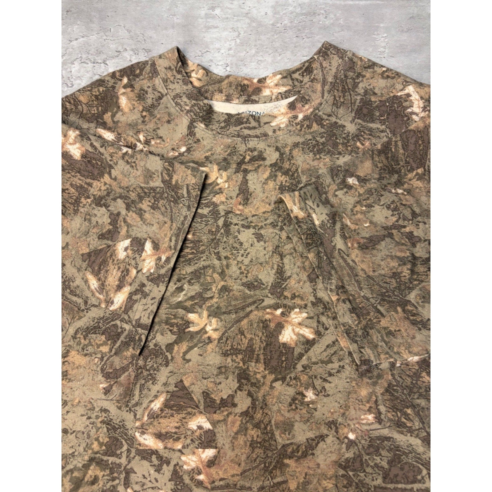 Vintage Arizona Jean Co Tree Camo Boxy Fit Hunting T-Shirt Size Large