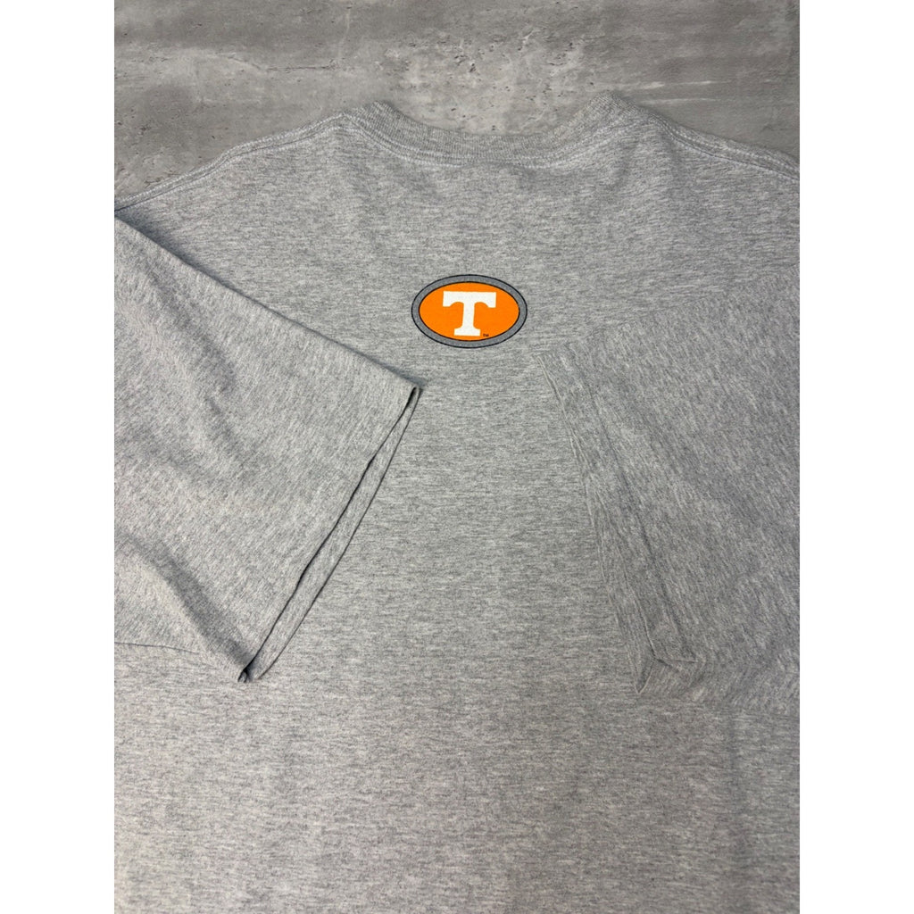 Vintage 90s Tennessee Volunteers NCAA Collegiate Spellout T-Shirt Size XL