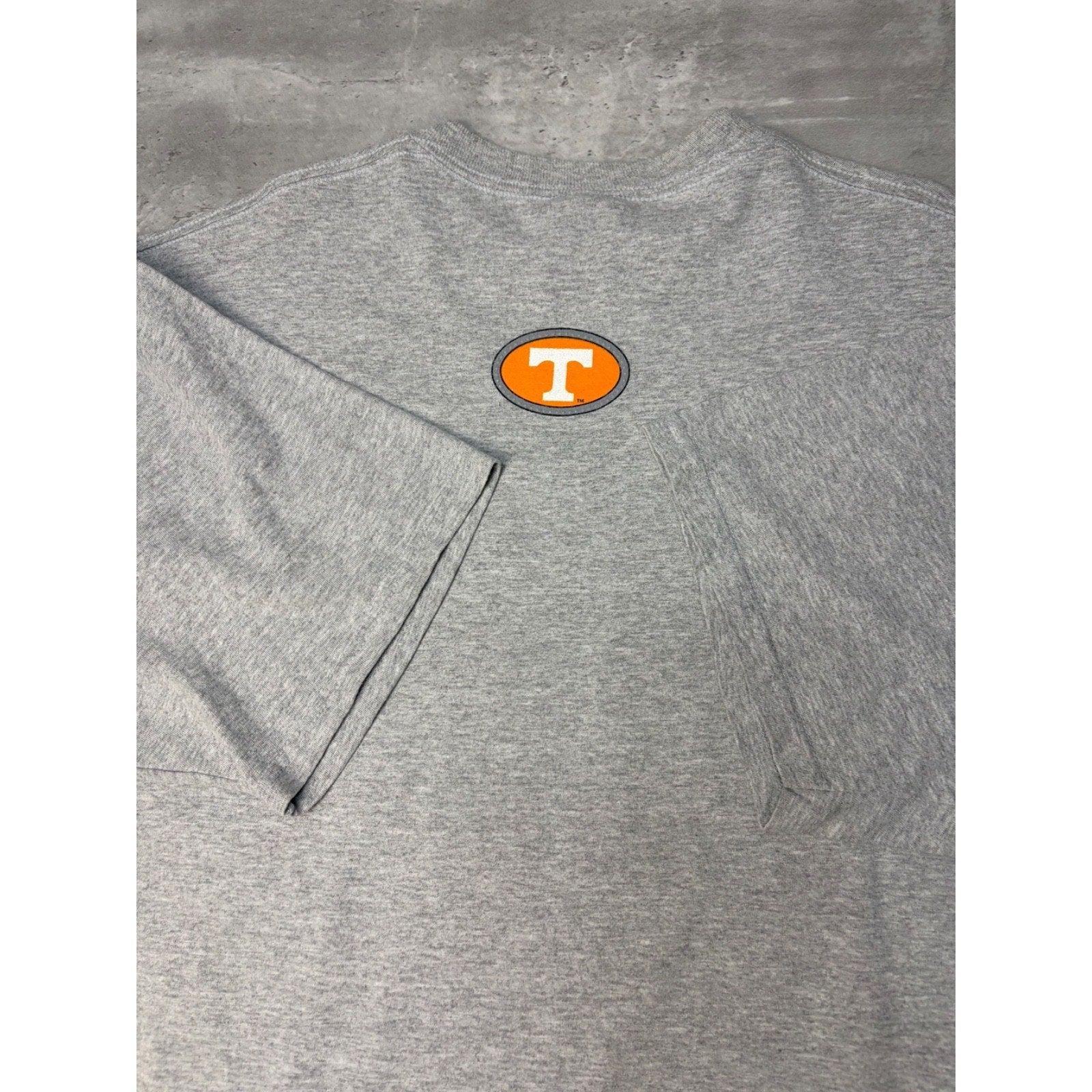 Vintage 90s Tennessee Volunteers NCAA Collegiate Spellout T-Shirt Size XL
