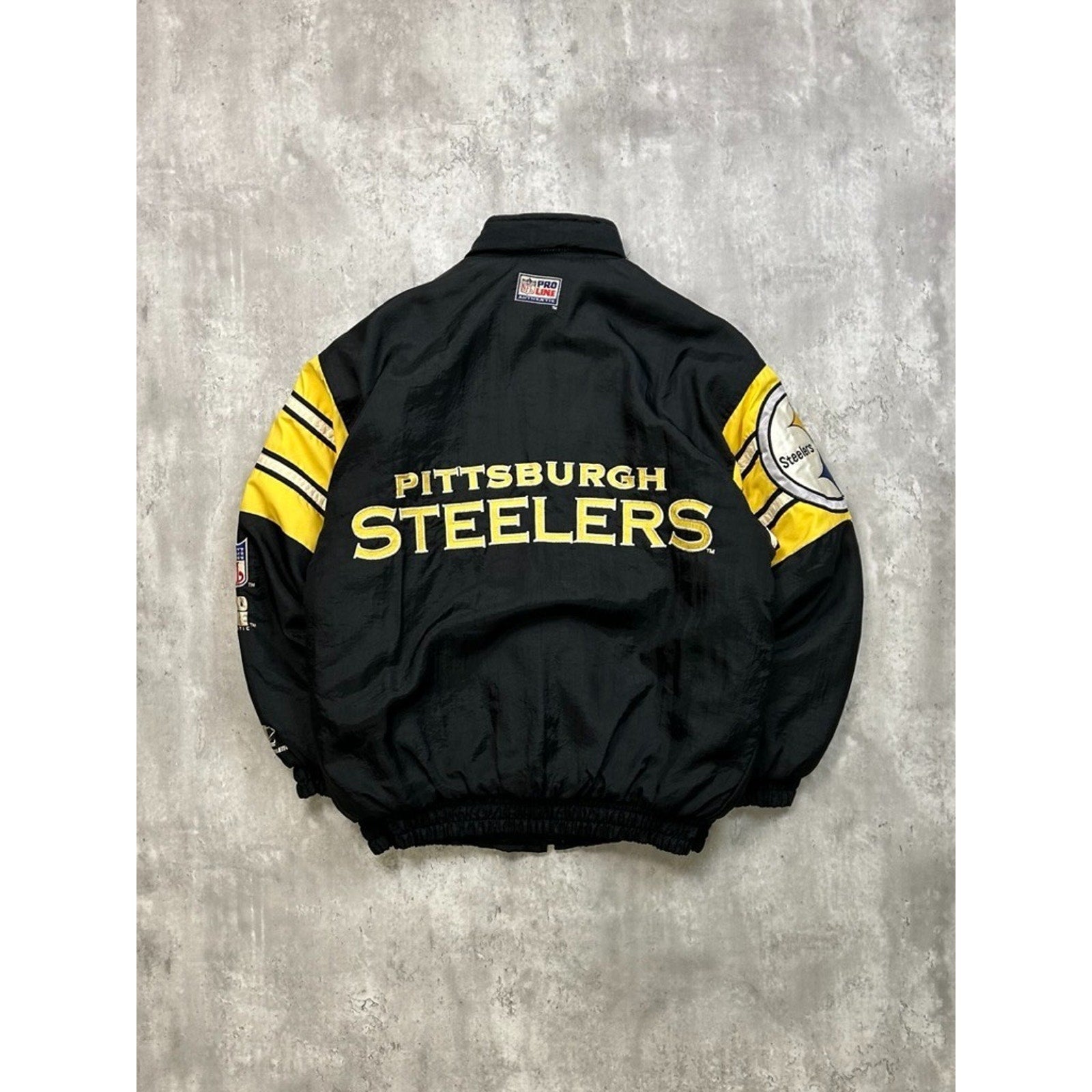 Vintage 90s Pittsburgh Steelers NFL Insulated Full Zip Jacket Size Medium