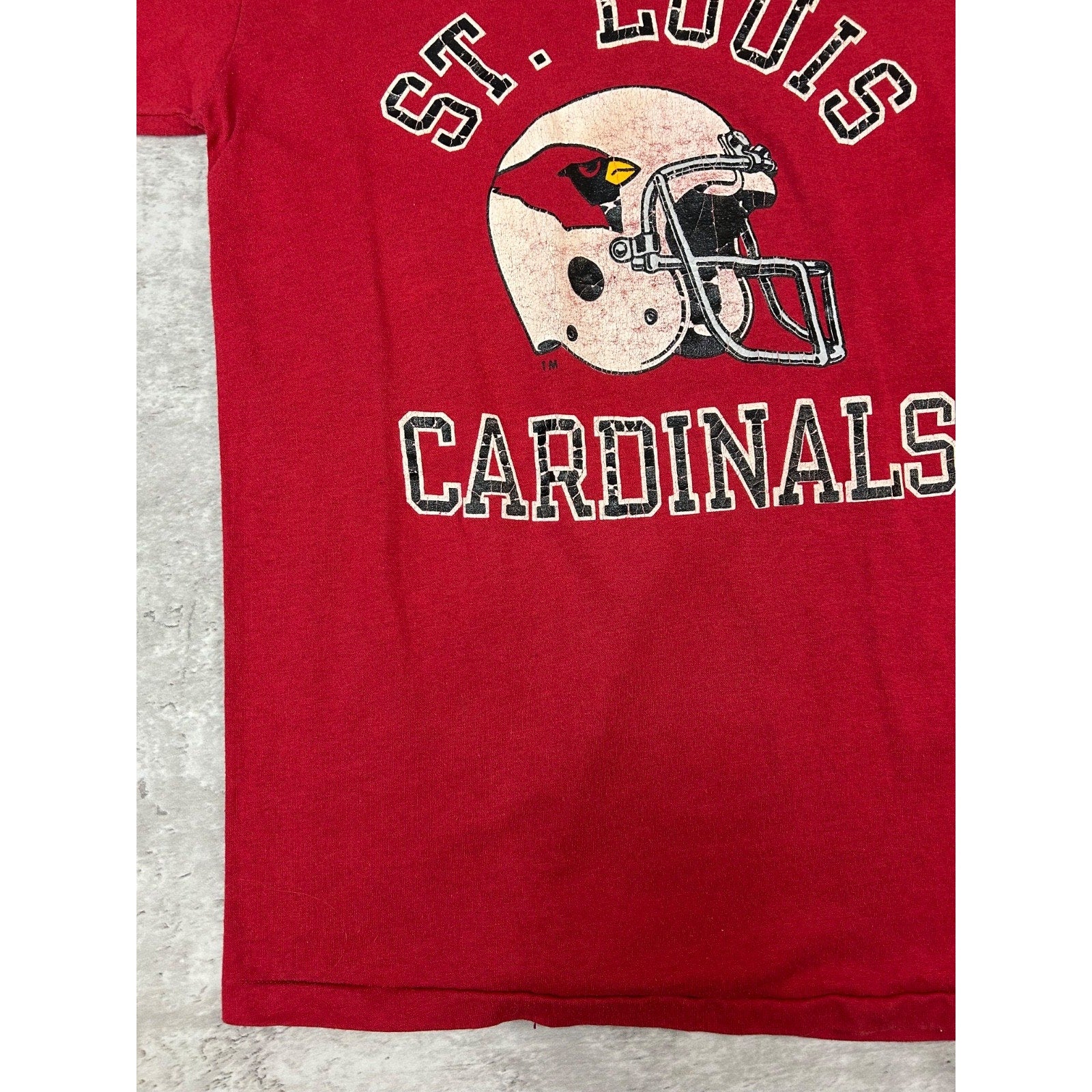 Vintage 80s St Louis Cardinals NFL Spellout Helmet Graphic T-Shirt Size Large