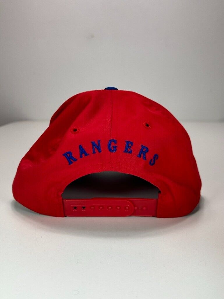 Vintage 90s Texas Rangers MLB Embroidered Spellout Snapback Hat OSFA