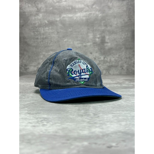 Vintage 90s Kanas City Royals MLB Embroidered Spellout Logo Snapback Hat OSFA
