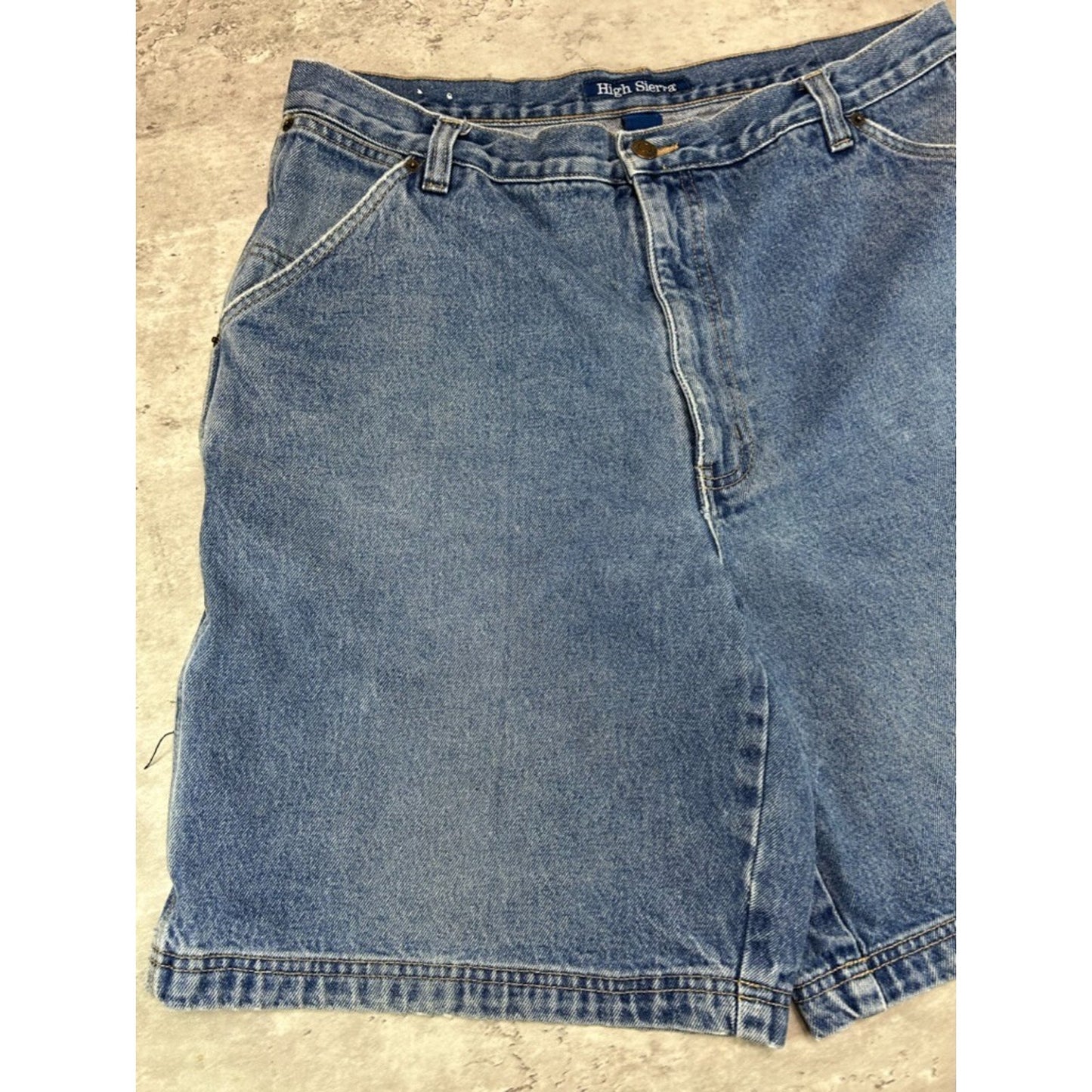 Vintage High Sierra Medium Wash Denim Shorts Size 35 Blue