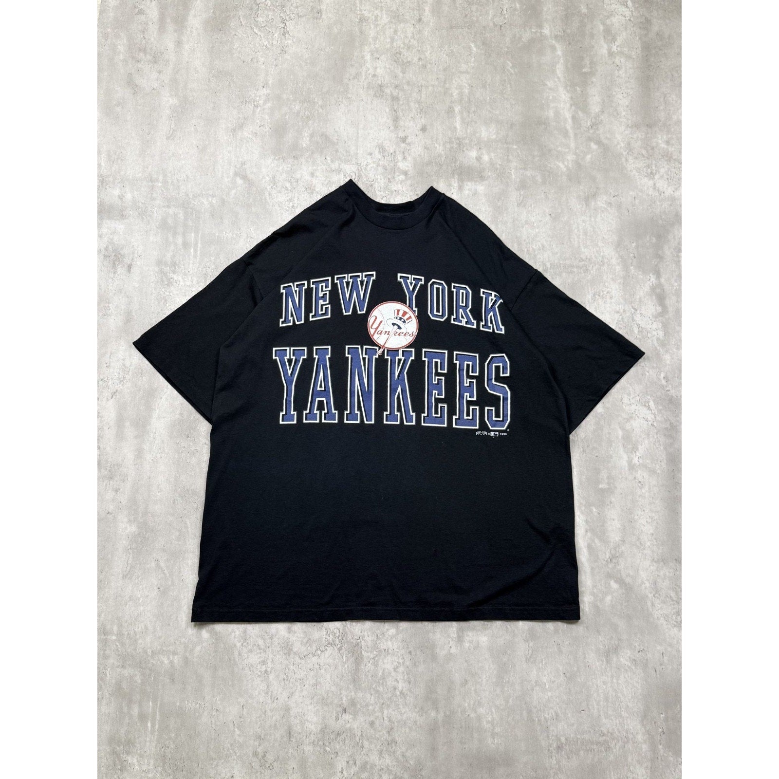 Vintage 1998 New York Yankees MLB Spellout Graphic T-Shirt Size XL