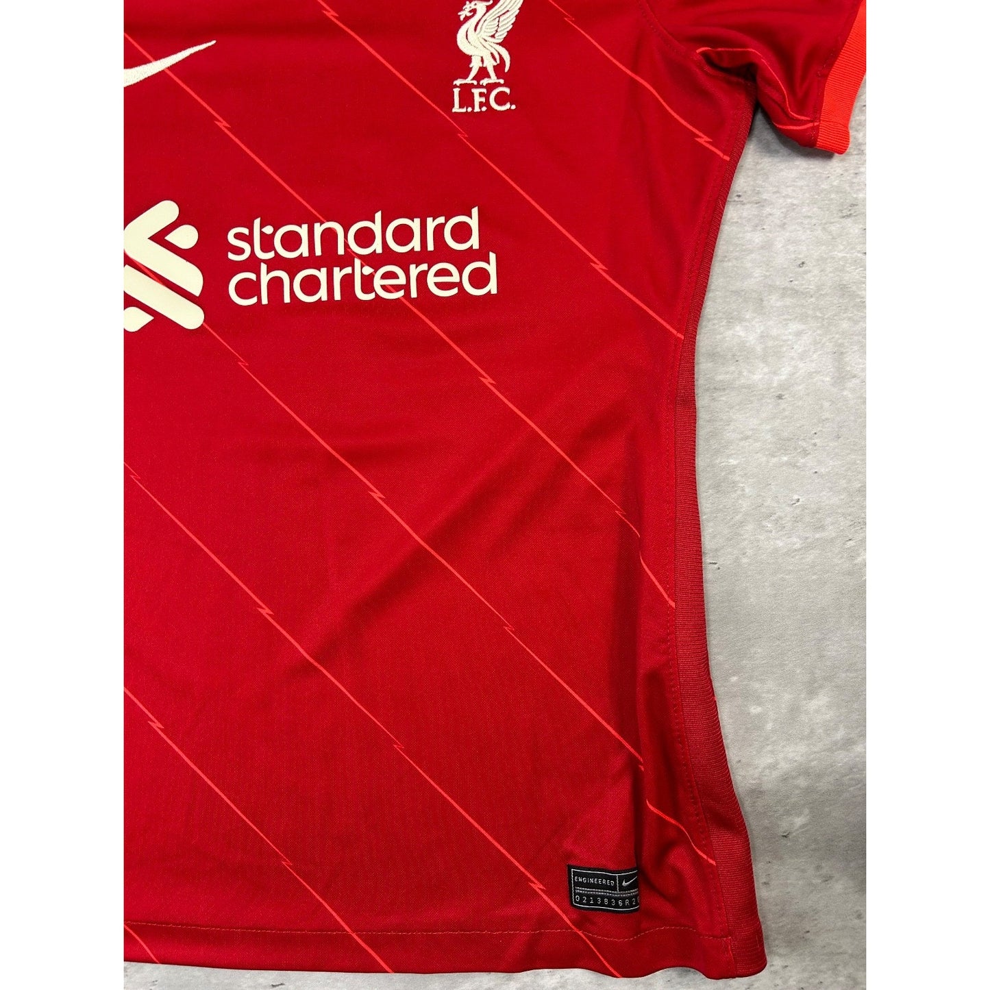 Vintage Womens Liverpool LFC #18 Nike Soccer Jersey Size Medium Red