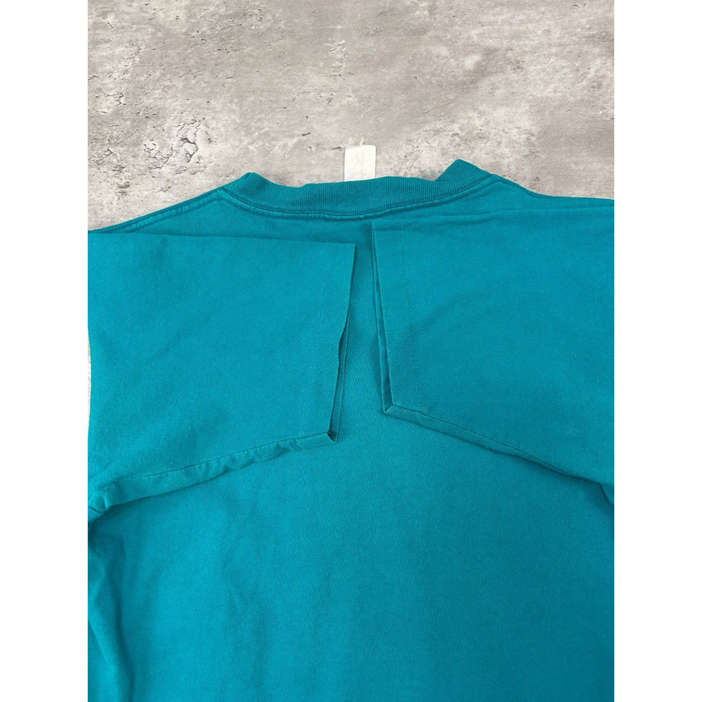 Vintage 90s Deckside Reflections Cottage Landscape Graphic T-Shirt Size Medium