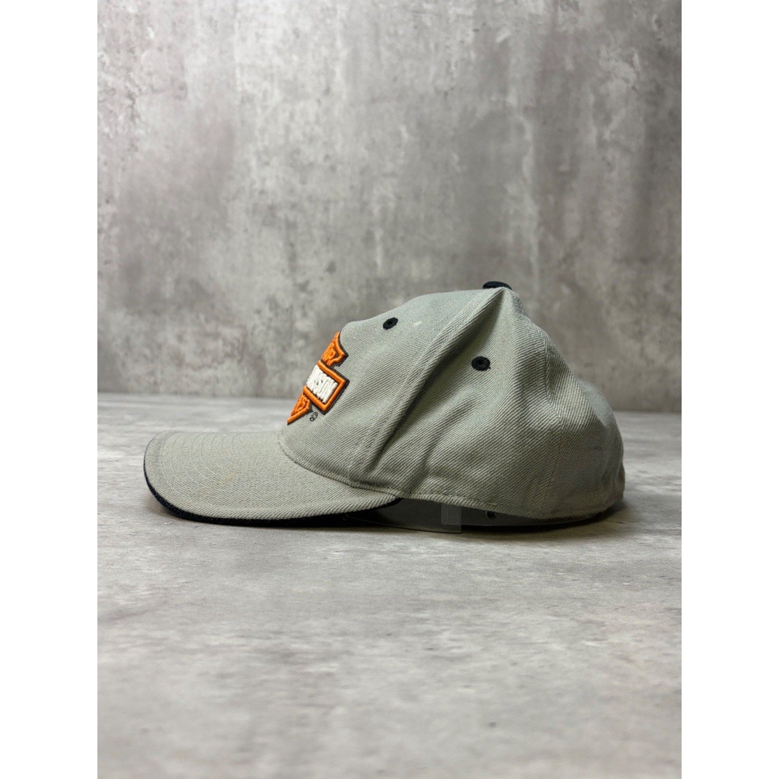 Vintage Harley Davidson Embroidered Classic Logo Gray Fitted Hat Size 7 1/4