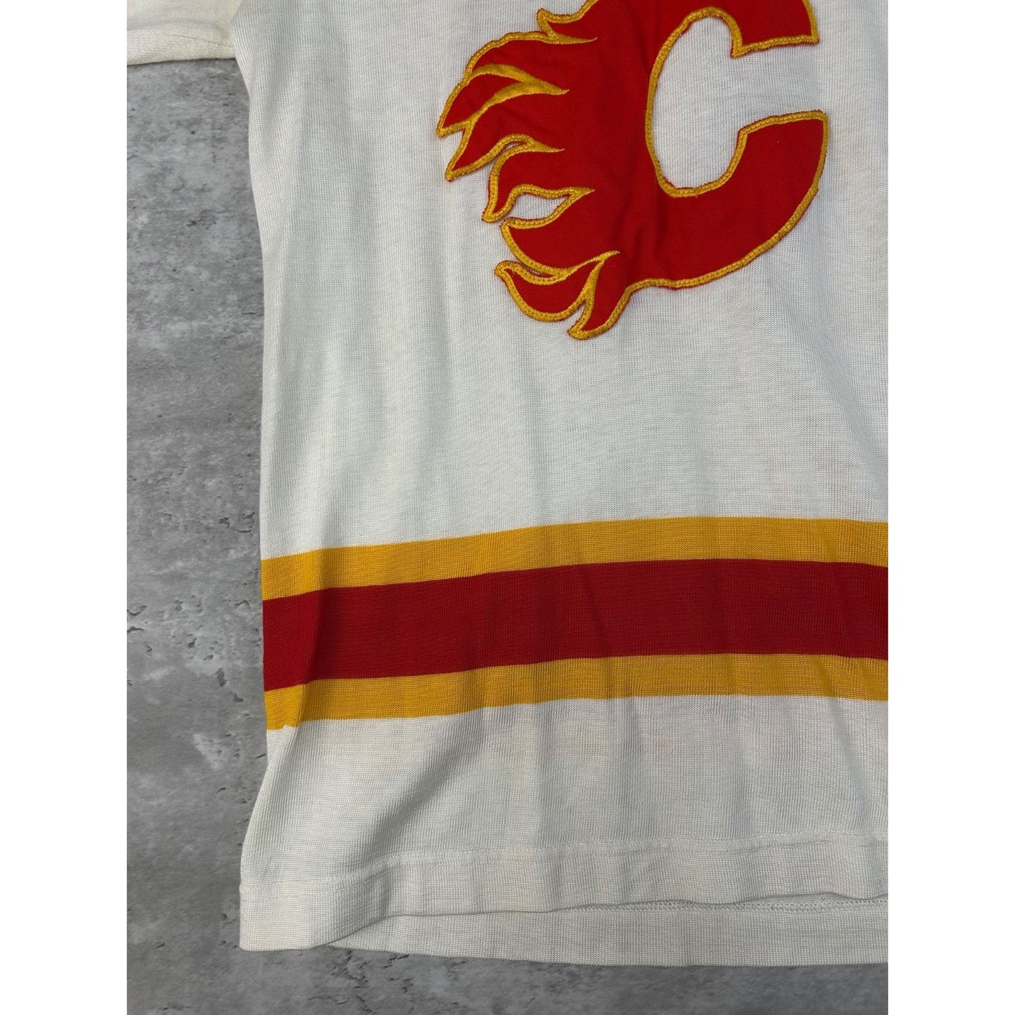 Vintage 70s/80s Calgary Flames NHL Stitched Hockey Jersey Size Small