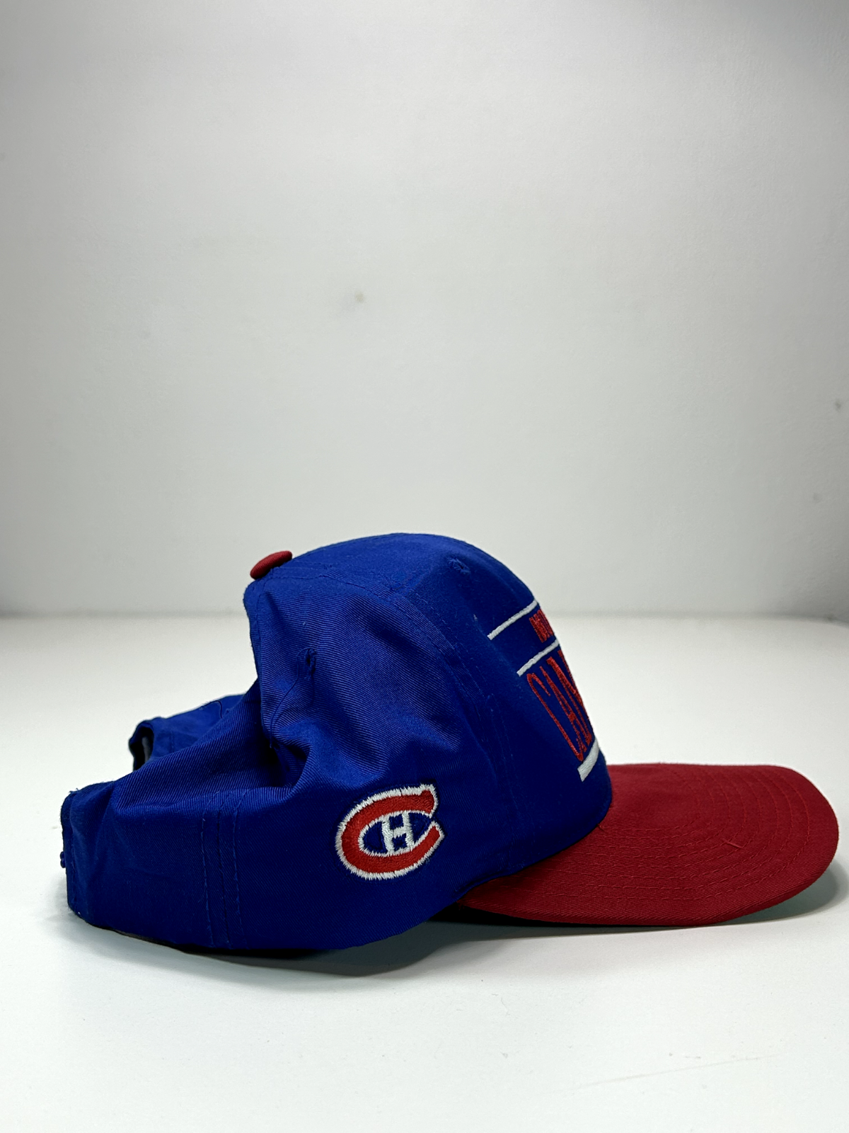 Vintage 90s Montreal Canadiens NHL Embroidered Spell Out Snapback Hat OSFA