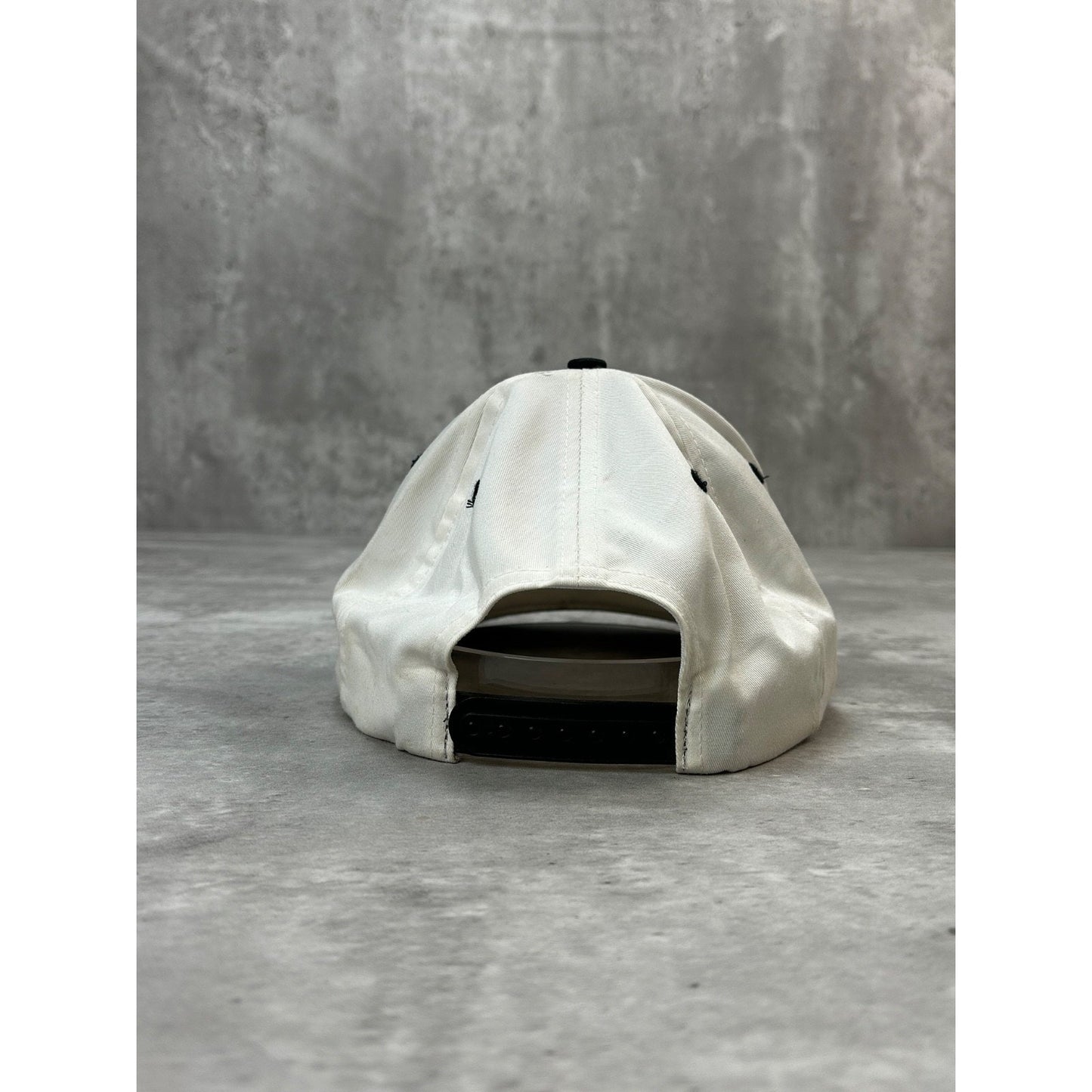 Vintage 1997 Detroit Red Wings NHL Stanley Cup Champs Snapback Hat OSFA