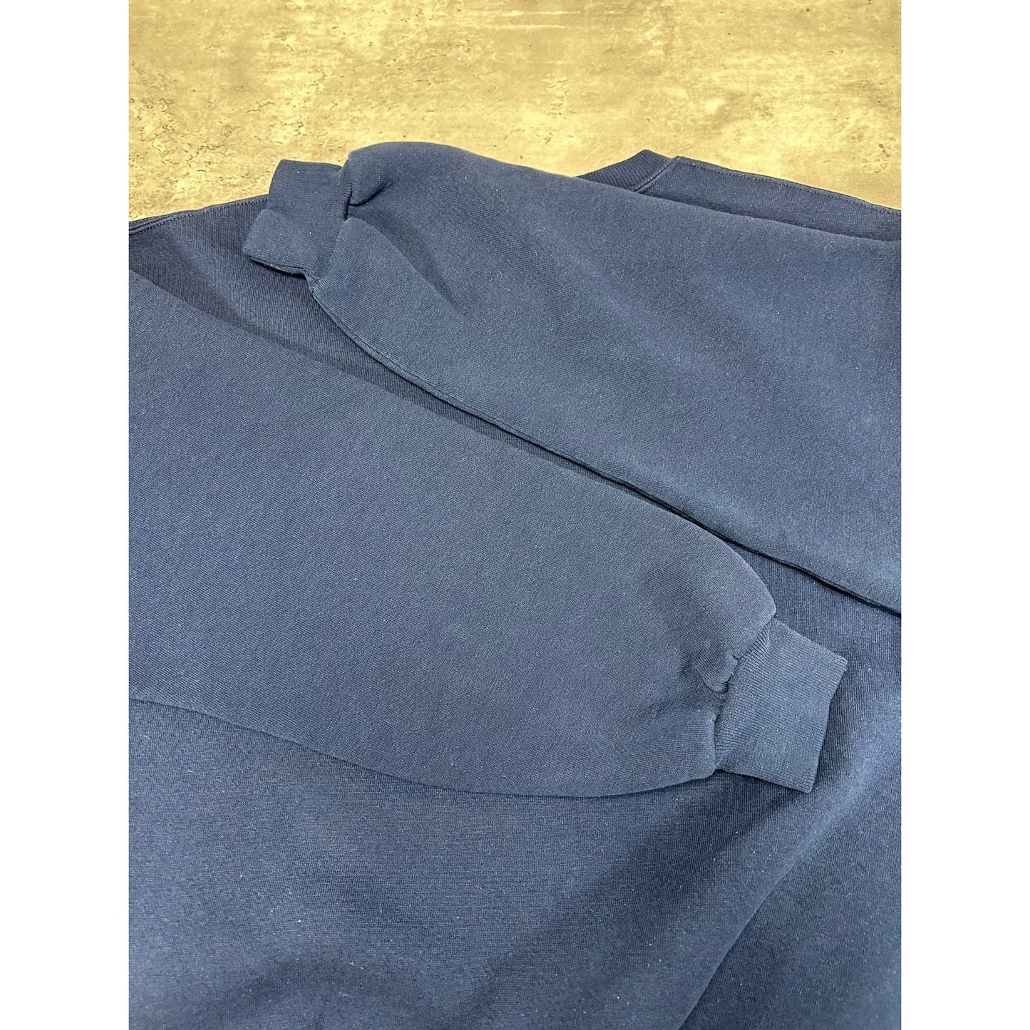 Vintage 90s UCSD NCAA Collegiate Crest Graphic Crewneck Sweatshirt Size Large