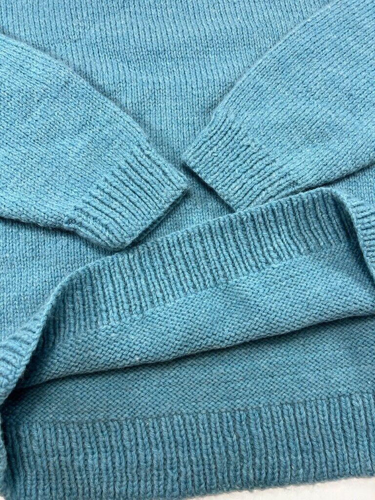 Vintage 80s/90s Hand Knit Ribbed Neck Pullover Knit Sweater Size Large Blue