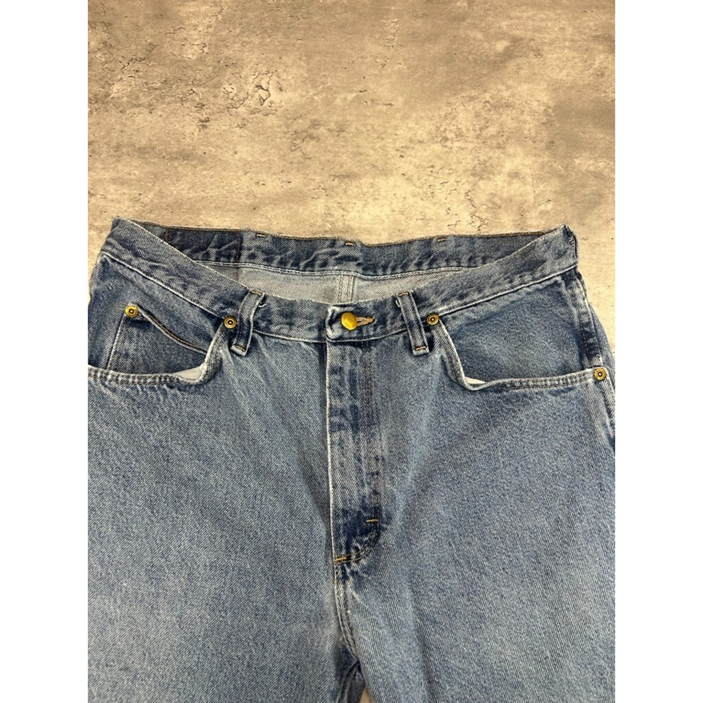 Vintage Wrangler Authentics Medium Wash Denim Shorts Size 34 Blue