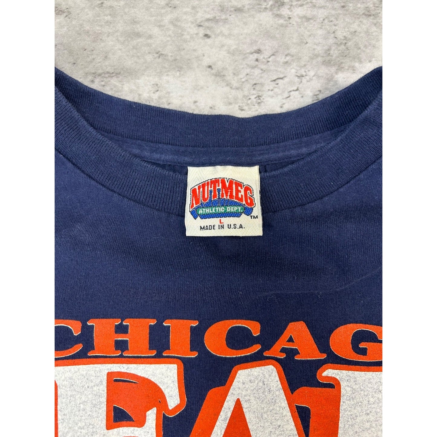 Vintage 1988 Chicago Bears NFL Big Mascot Graphic Football T-Shirt Size Large