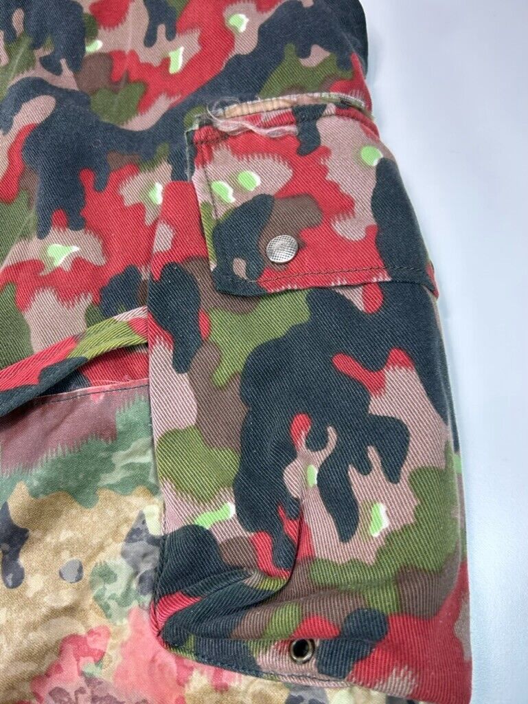 Vintage 70s Swiss Military Alpenflange Sniper Camo Cargo Pants Size 36