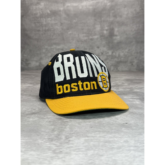 Vintage 90s Boston Bruins NHL Embroidered Spellout Hockey Snapback Hat OSFA