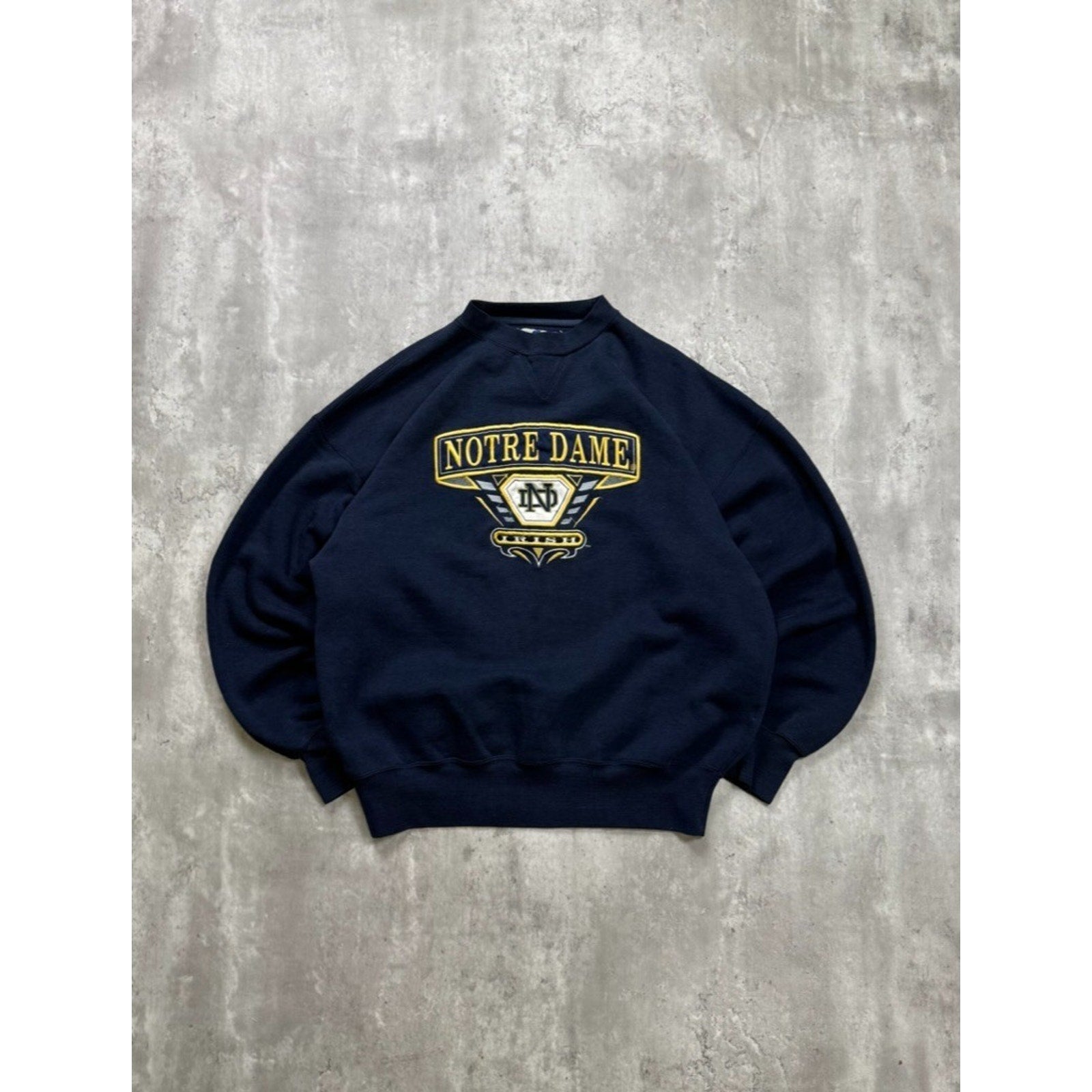 90s Notre Dame Fighting Irish NCAA Embroidered Spellout Sweatshirt Size Large
