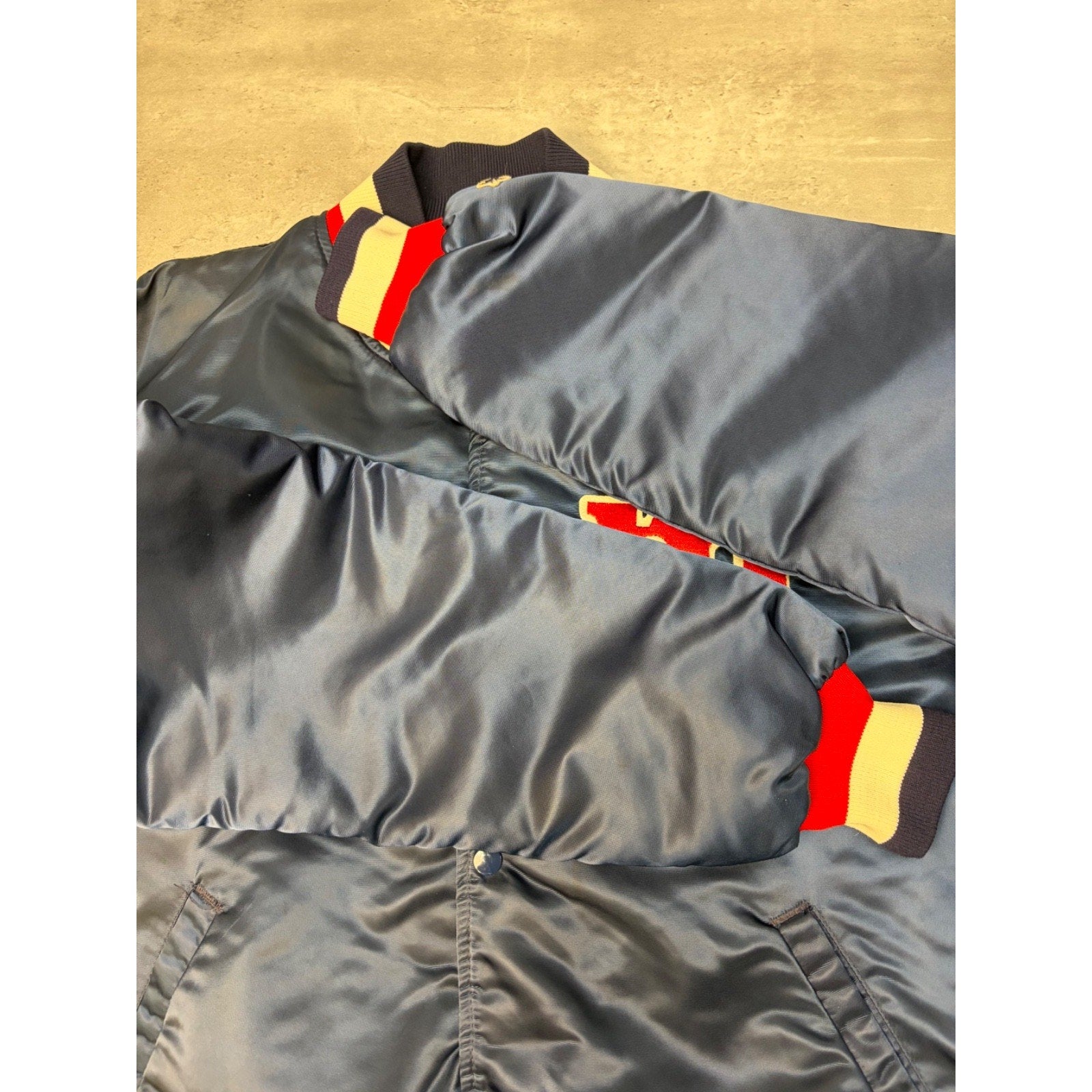 Vintage 90s Minnesota Twins MLB Embroidered Starter Satin Bomber Jacket Size XL