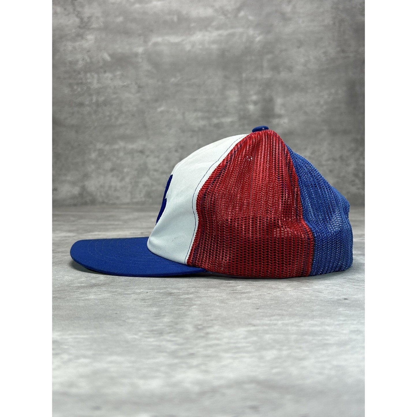 Vintage 1980s Montreal Expos MLB Embroidered Logo Trucker Snapback Hat OSFA