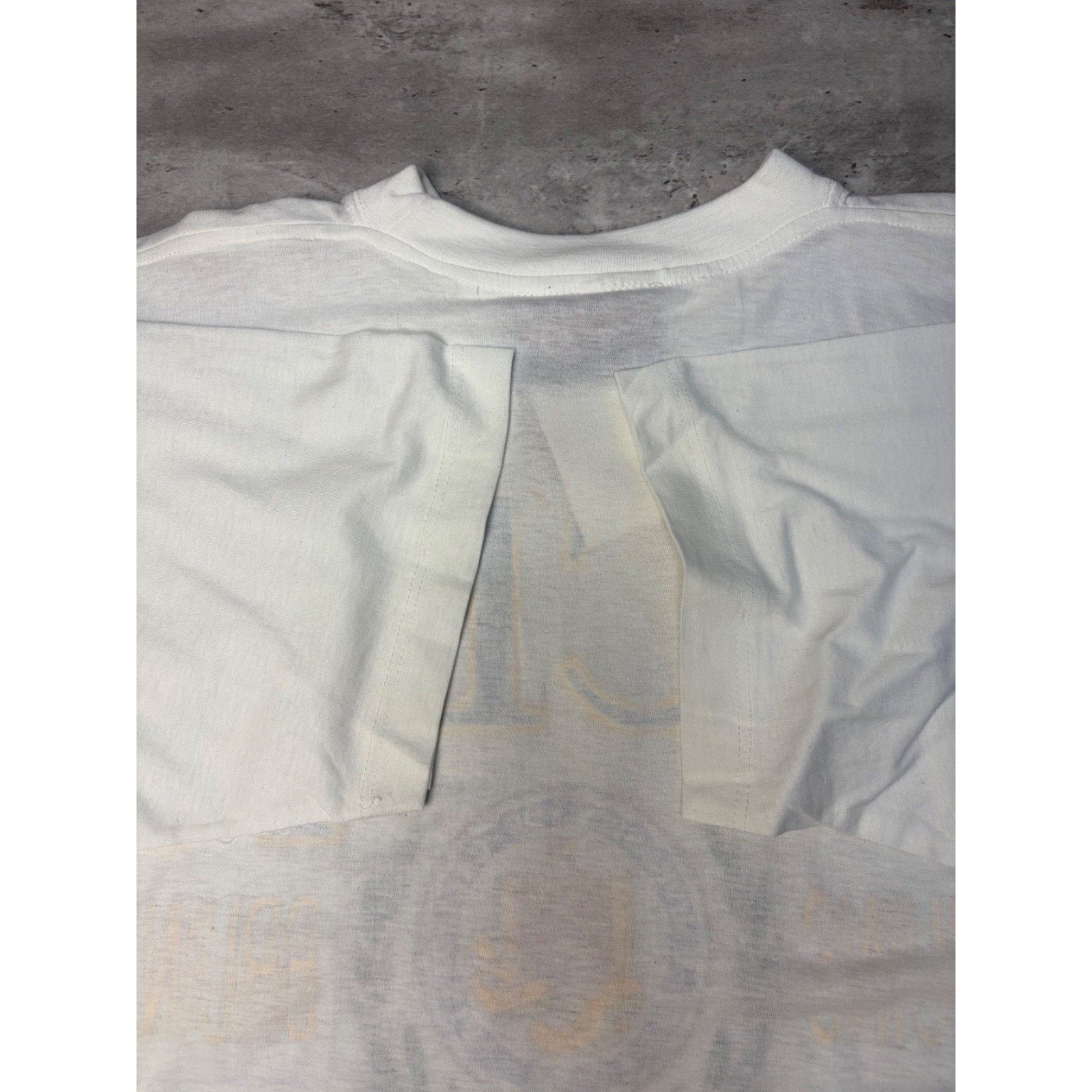 Vintage UCLA Bruins NCAA Graphic Crest Spellout T-Shirt Size Large