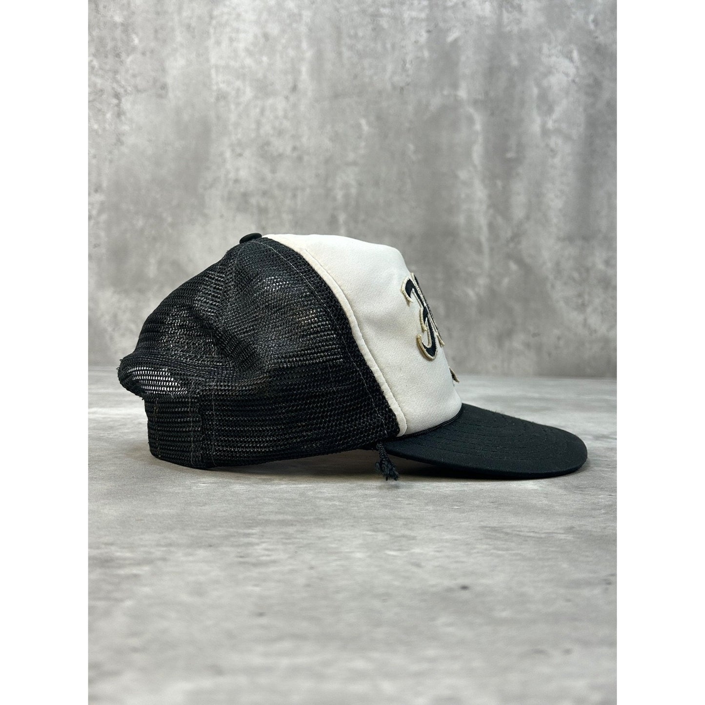 Vintage 80s/90s Flyers Embroidered Spellout Trucker Snapback Hat OSFA