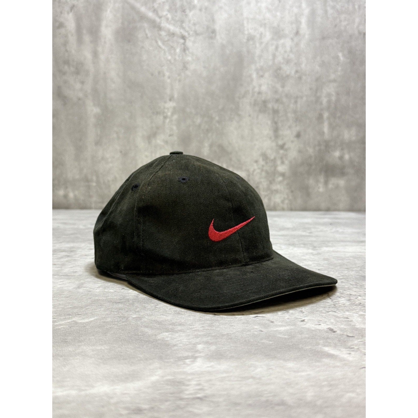 Vintage 90s Nike Embroidered Swoosh Two Tone Snapback Hat OSFA