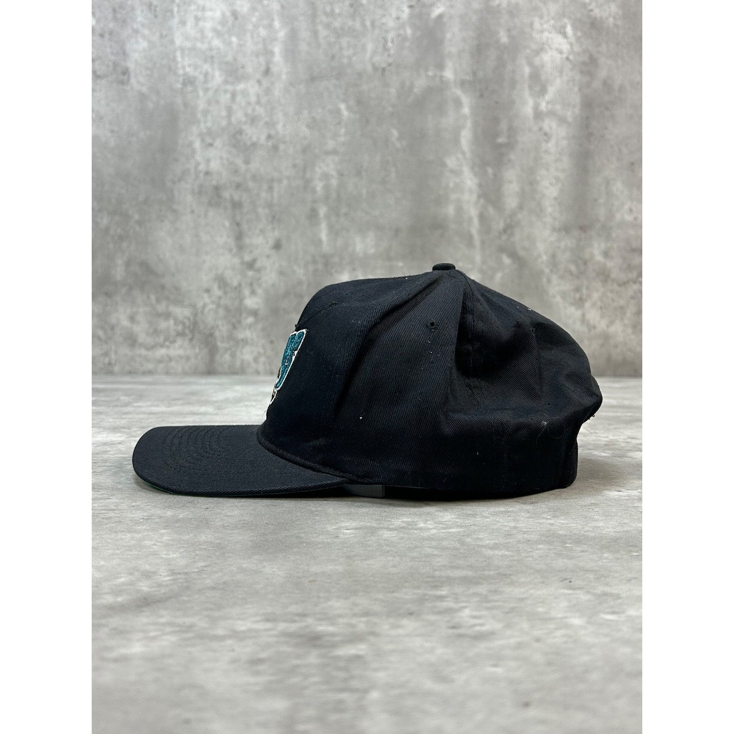 Vintage 1993 Jacksonville Jaguars NFL Embroidered Banned Logo Snapback Hat OSFA