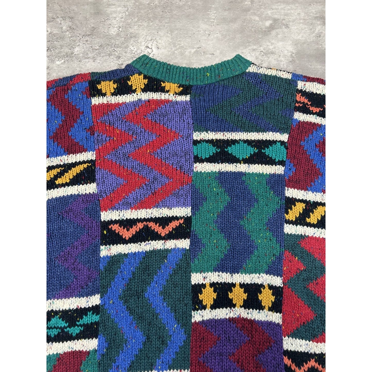 Vintage 90s Boston Traders Abstract Geometric Pattern Knit Sweater Size Large