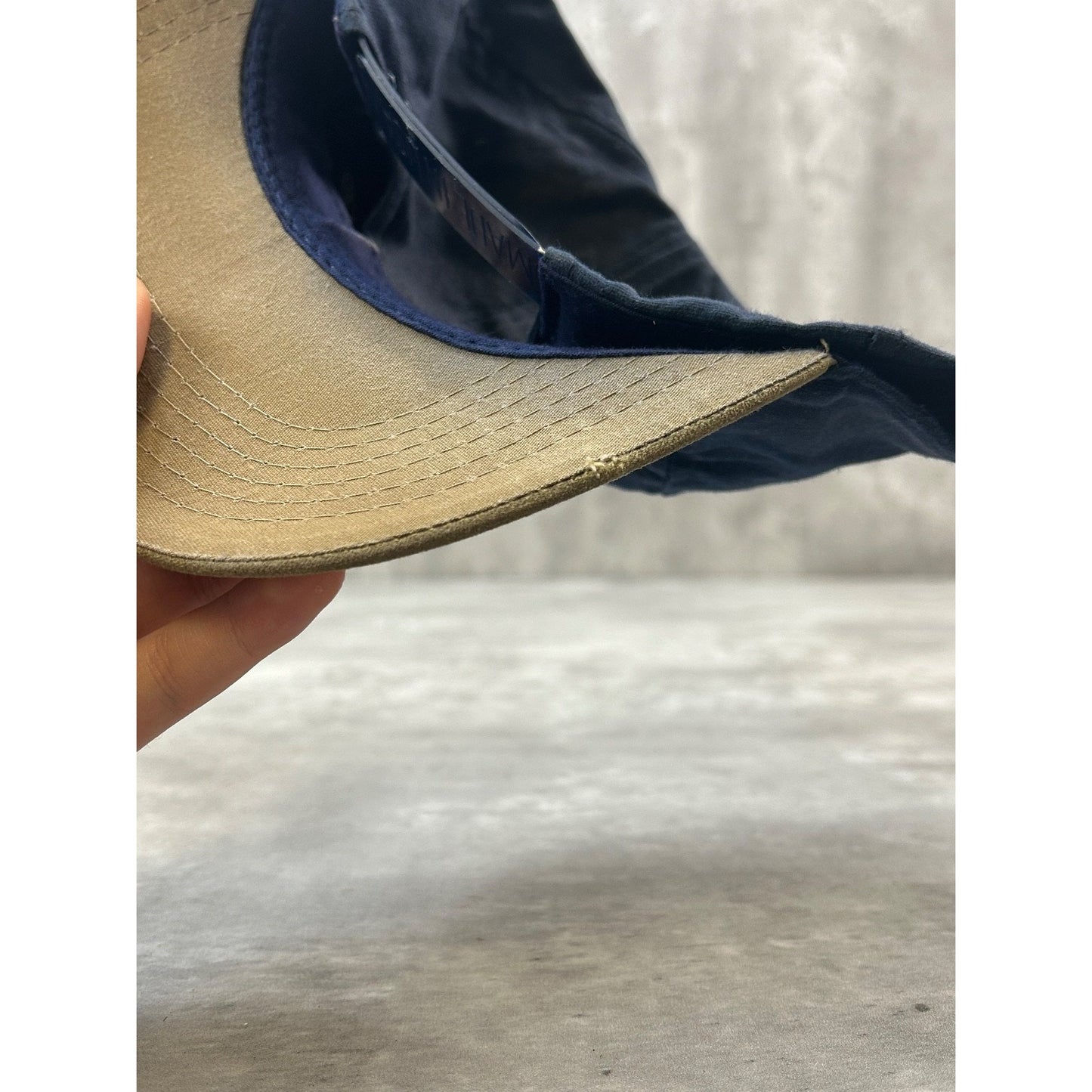 Vintage 90s Remington Embroidered Spellout Snapback Hat OSFA