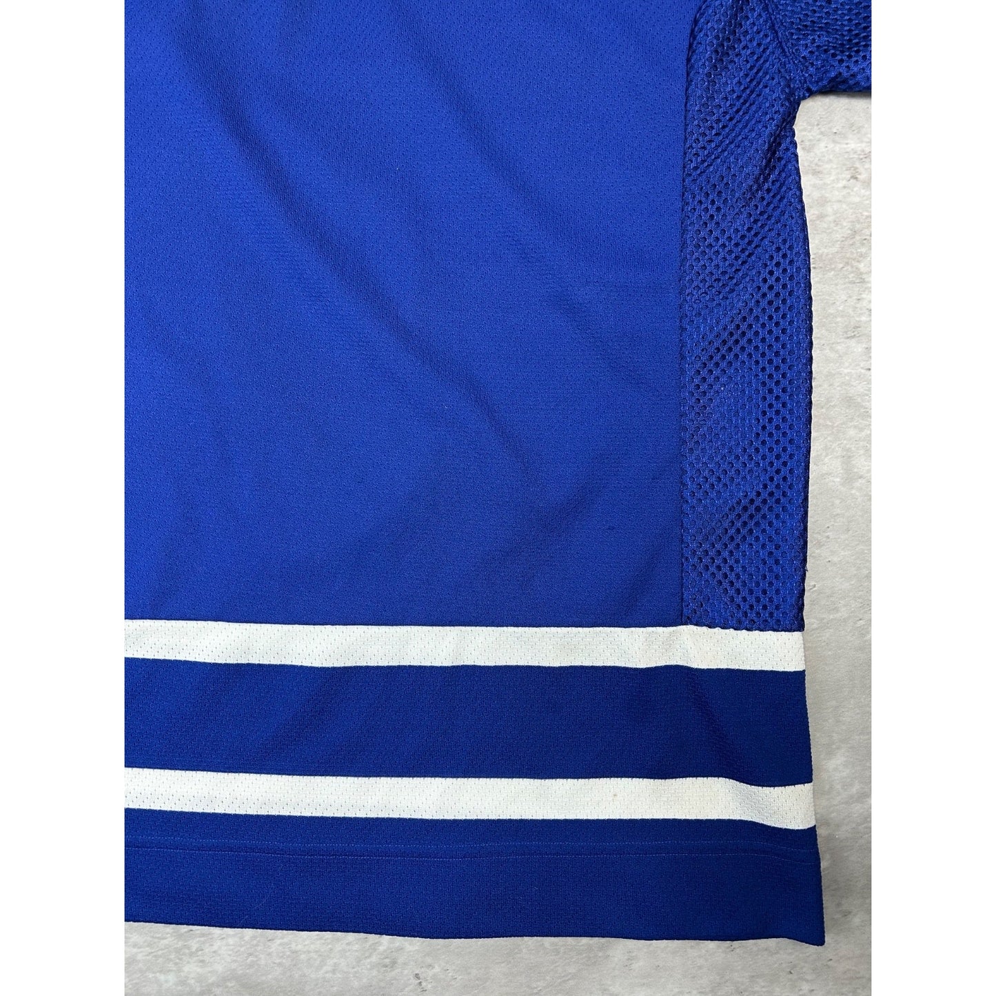 Vintage 90s Labbatt Blue Stitched CCM Hockey Jersey Size XL Blue