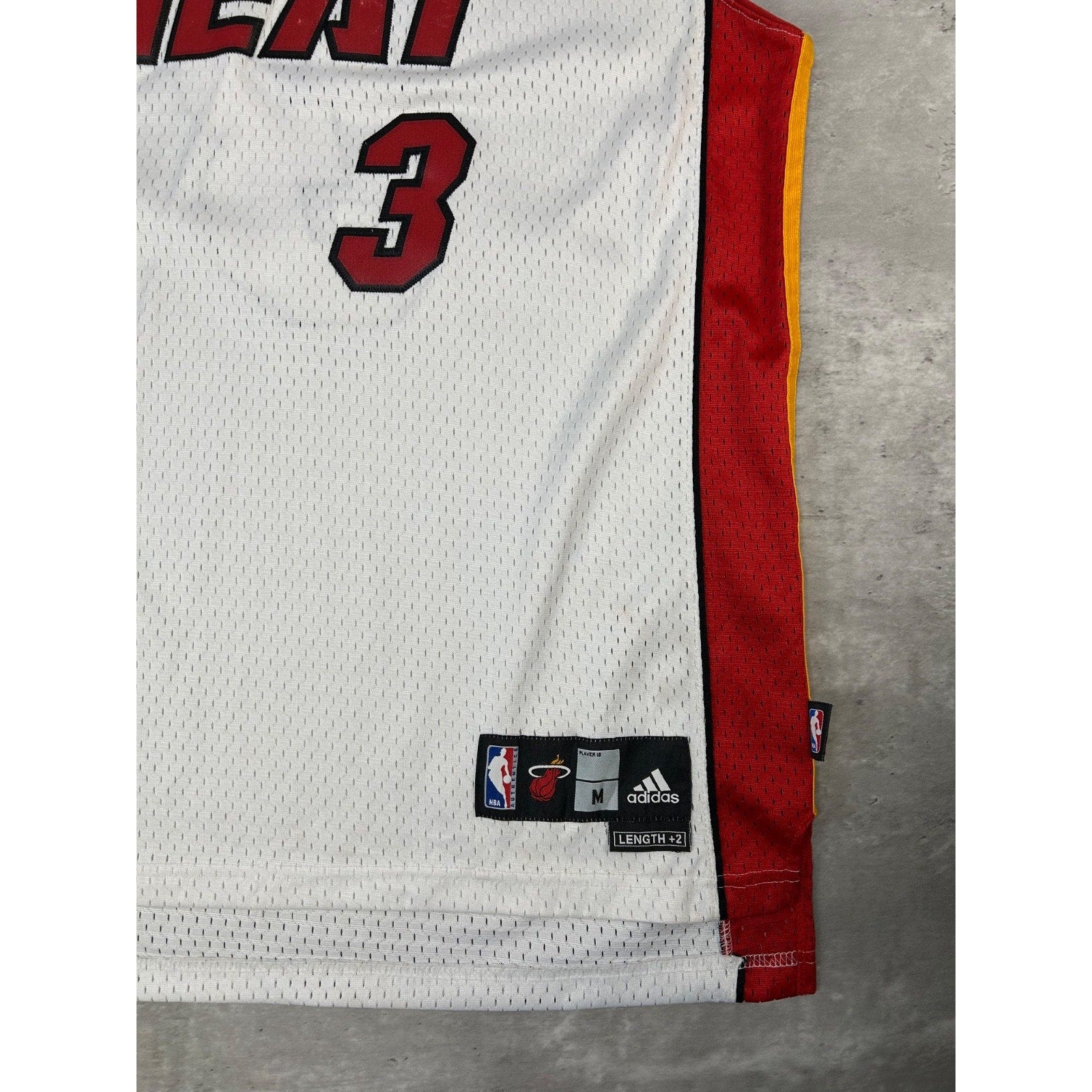2000s Dwayne Wade #3 Miami Heat NBA Stitched Adidas Basketball Jersey Sz Medium