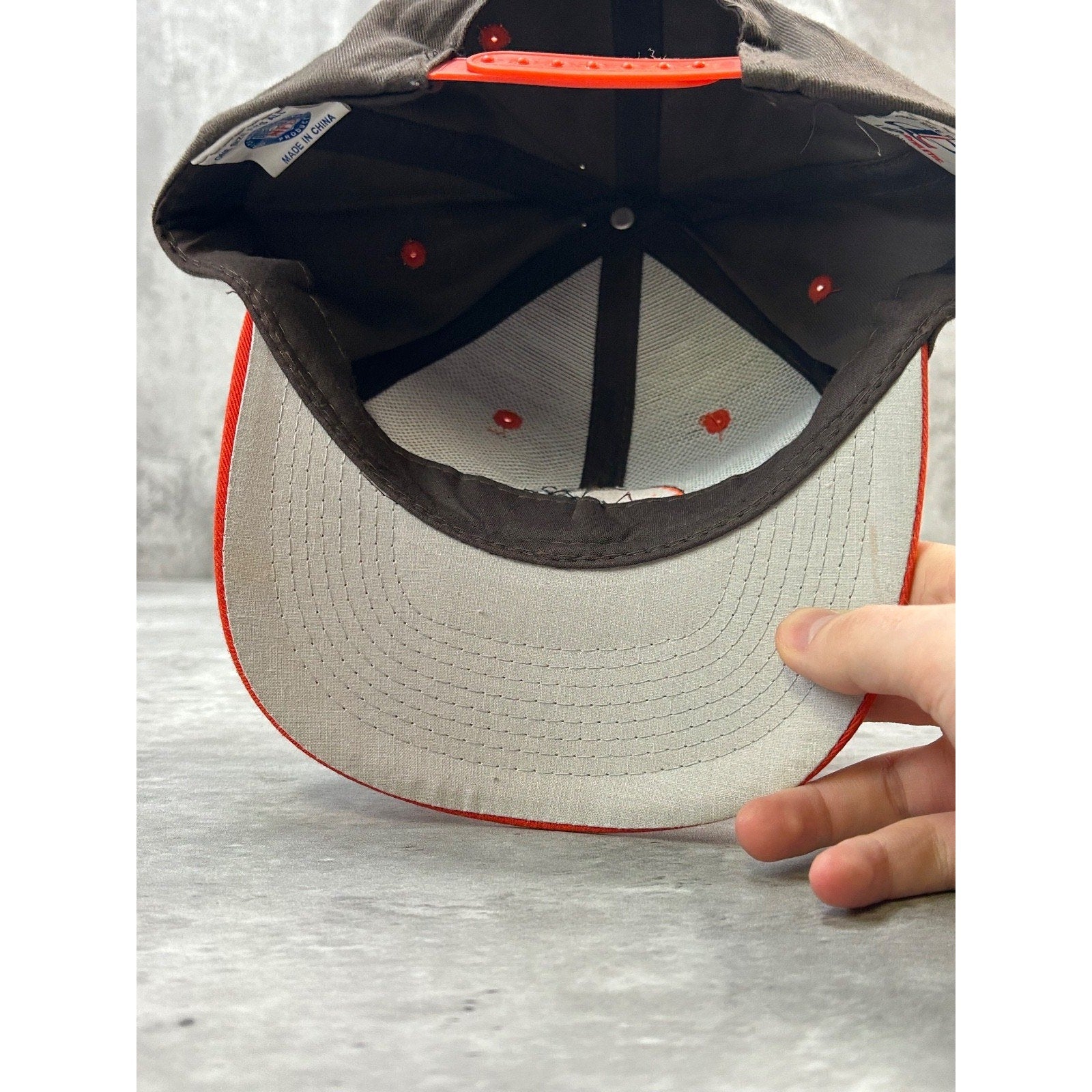 Vintage 90s Cleveland Browns NFL Embroidered Logo Athletics Snapback Hat OSFA