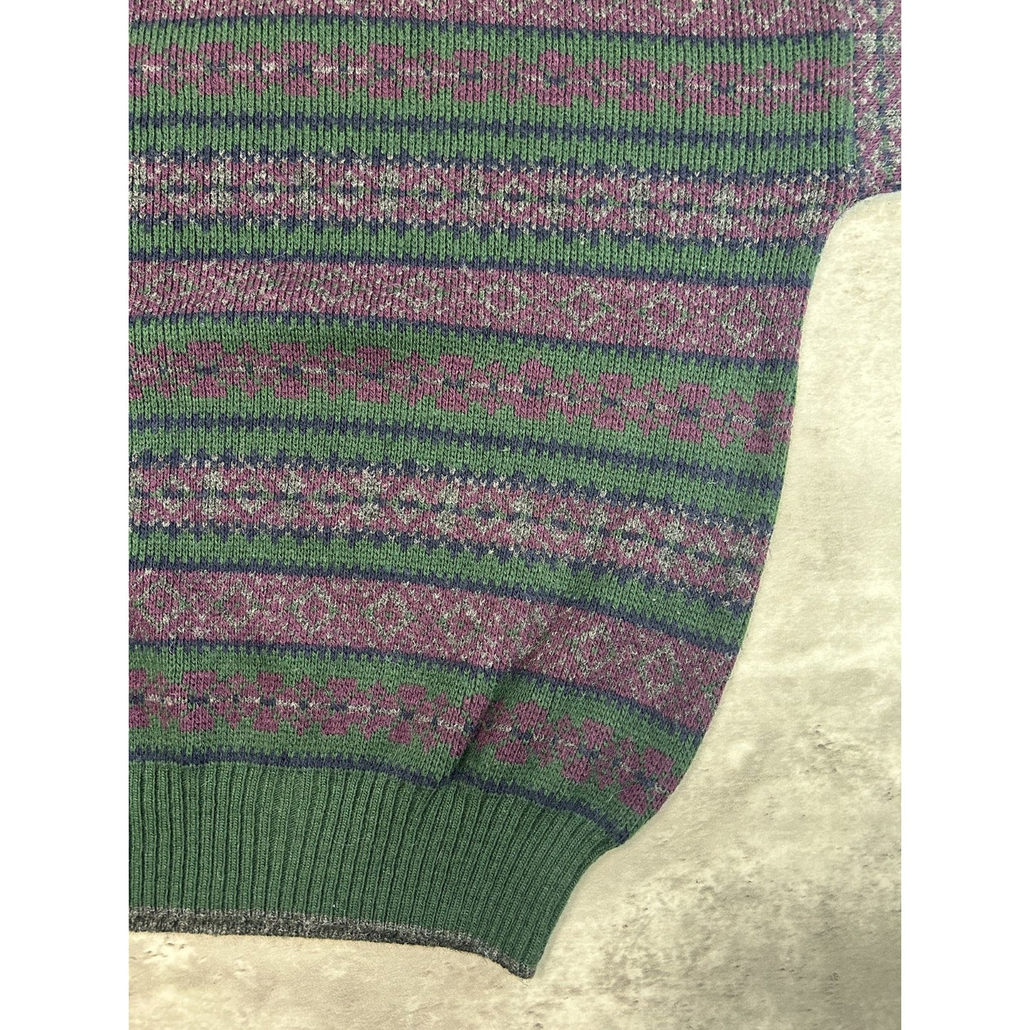 Vintage 90s Abstract Striped Pullover Ribbed Knit Sweater Size Medium