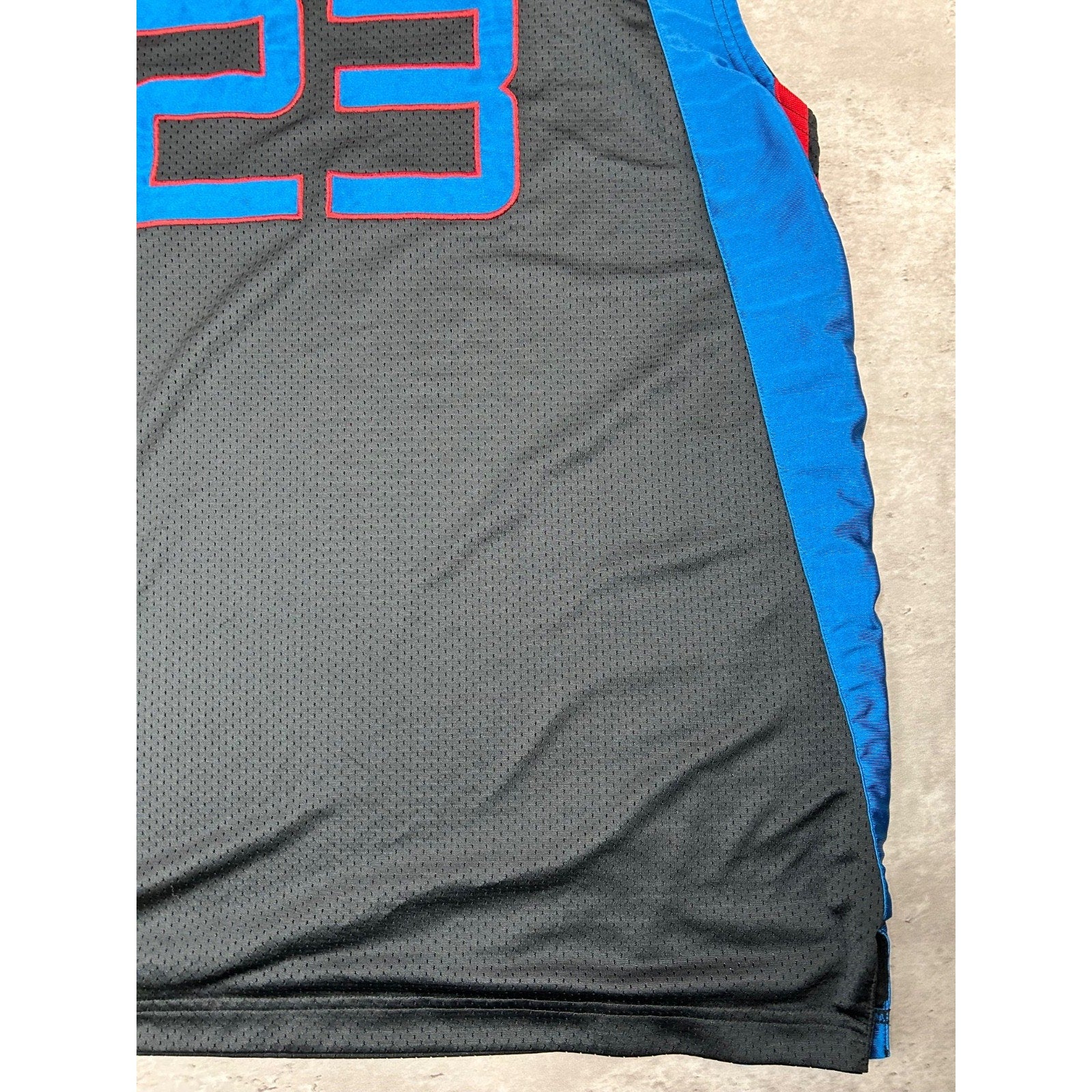 Vintage Lebron James #23 United Ballers Stitched Basketball Jersey Size 2XL